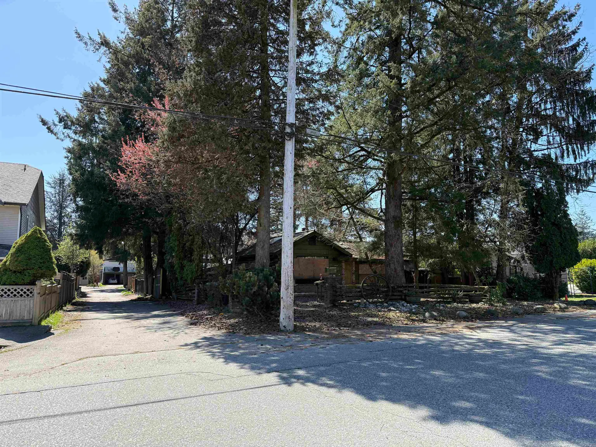 1570 Salisbury Avenue - Image 4