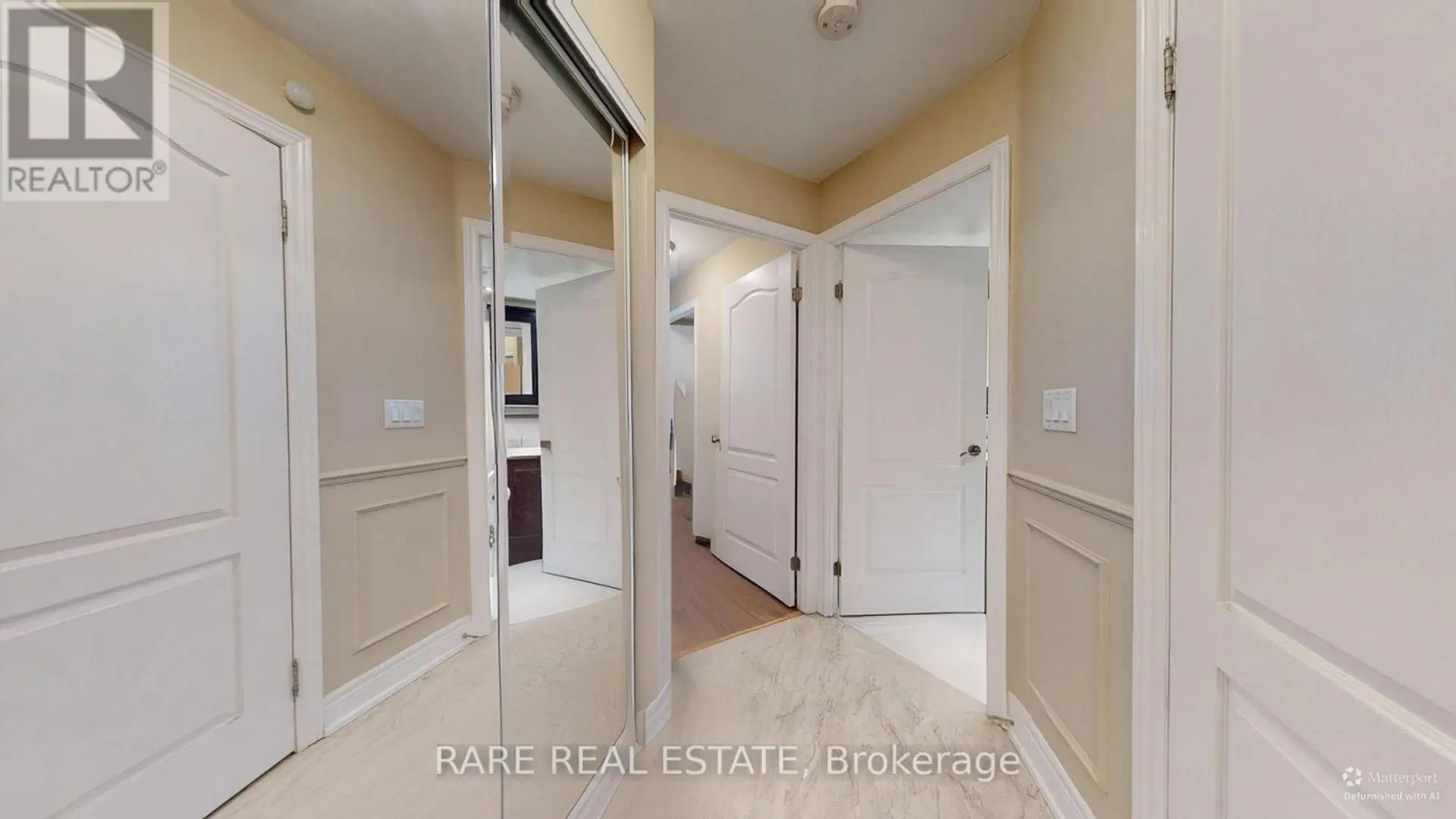 #1015 62 SUNCREST BOULEVARD - Image 8