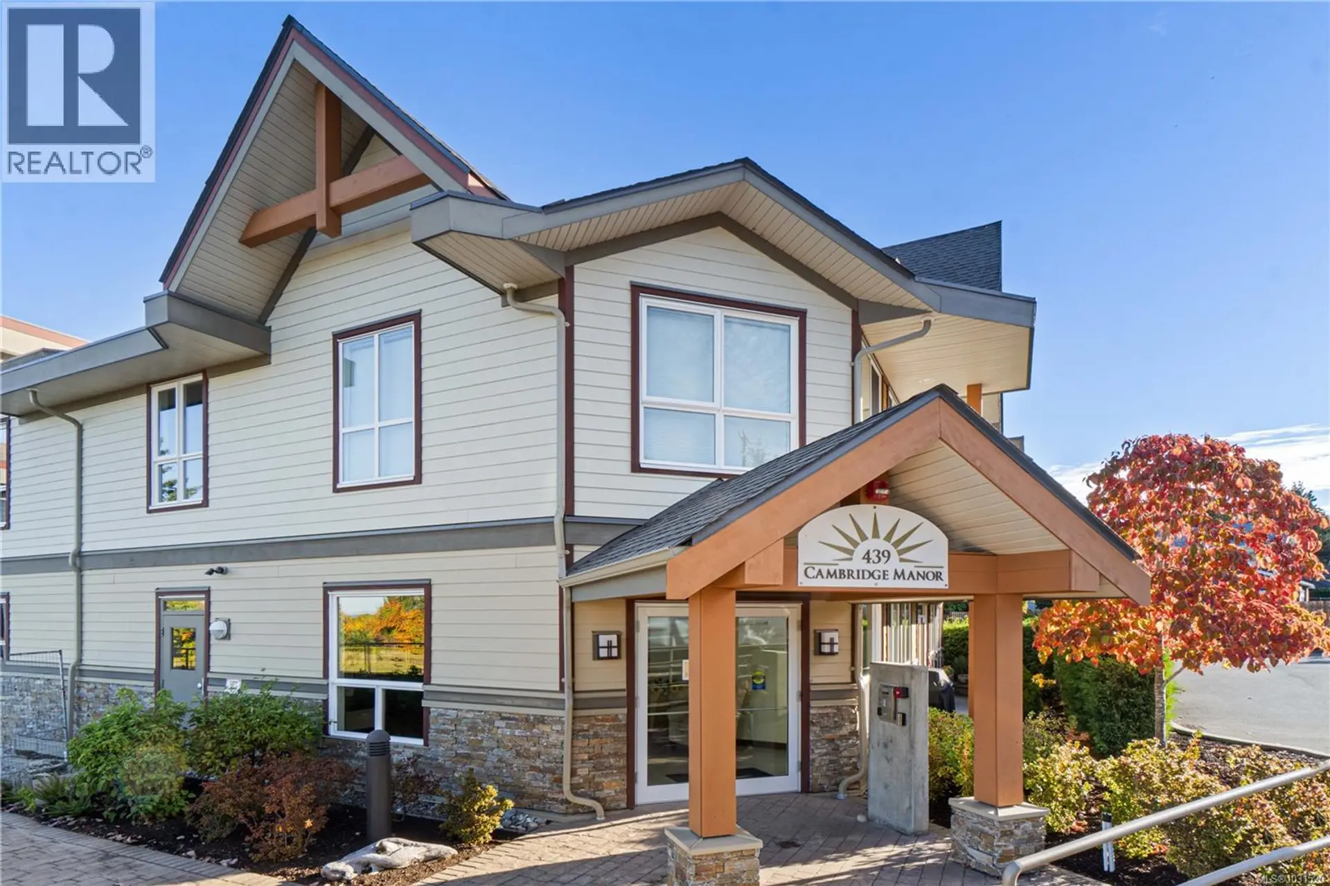 Property at #203 439 College Rd, Qualicum Beach, BC