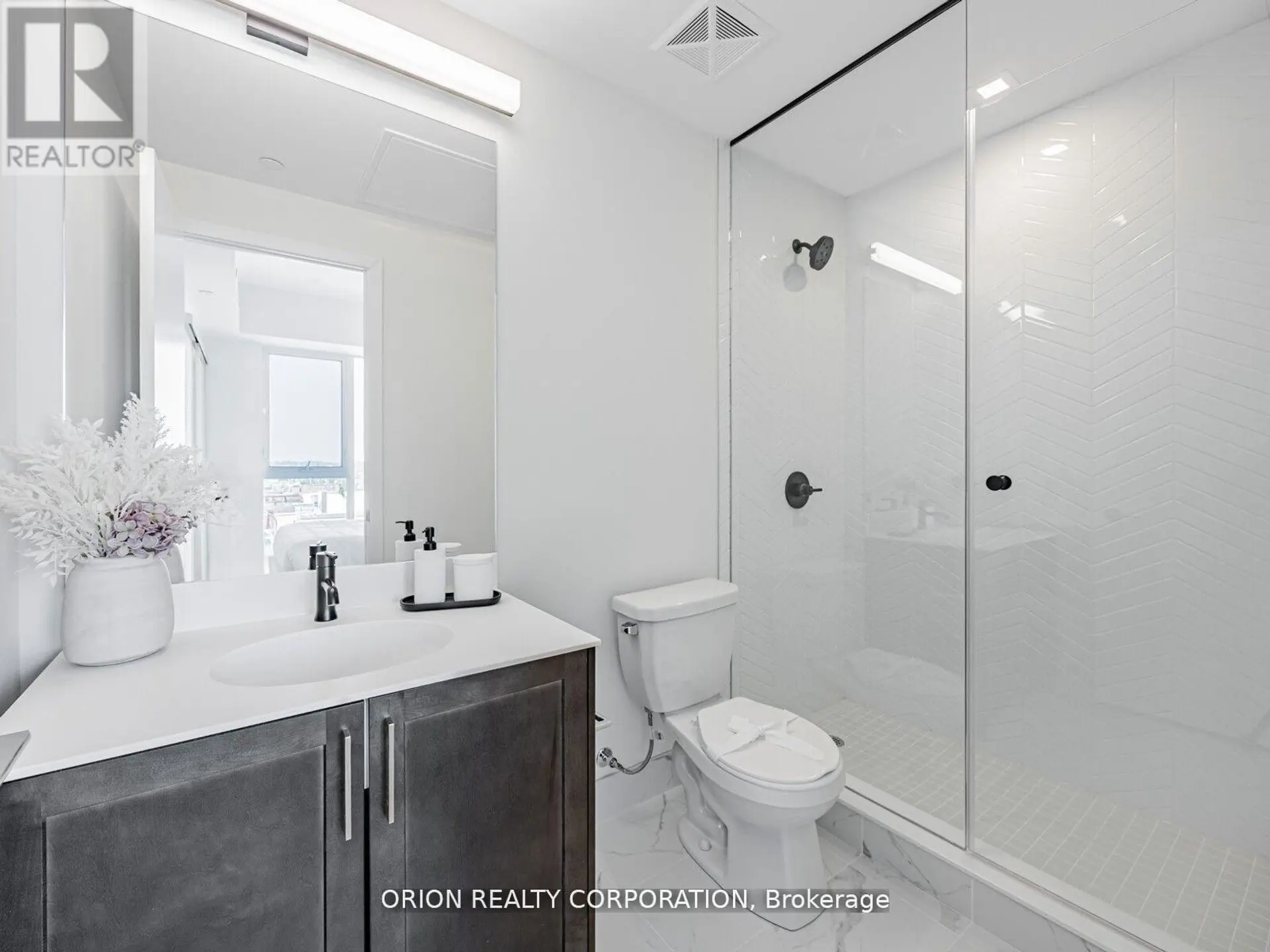 #517 201 BROCK STREET S - Image 11