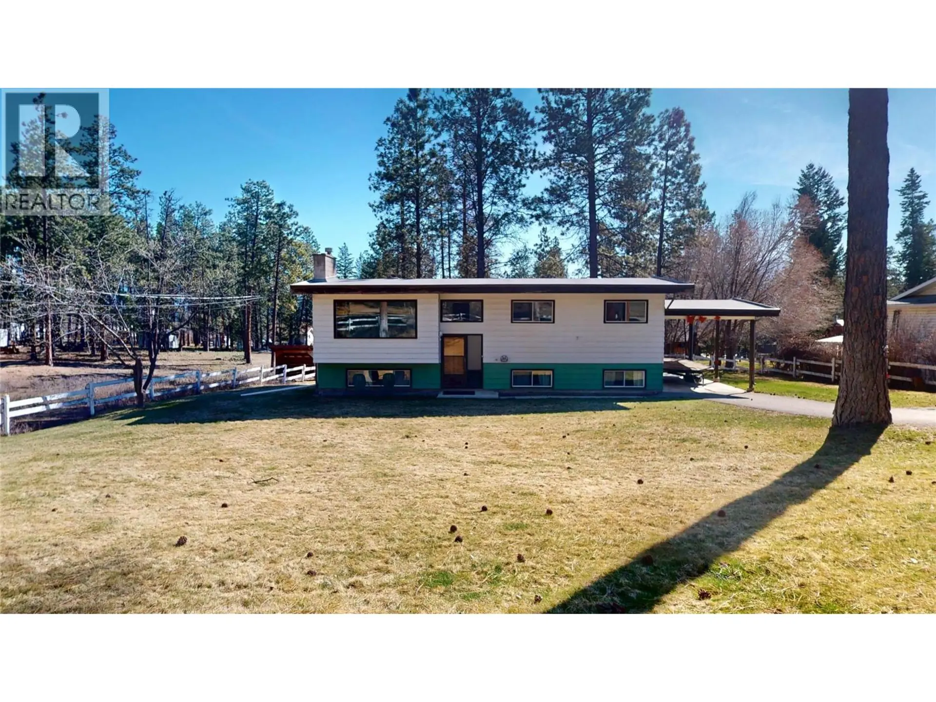 Property at 276 Cross Road N, Cranbrook, BC