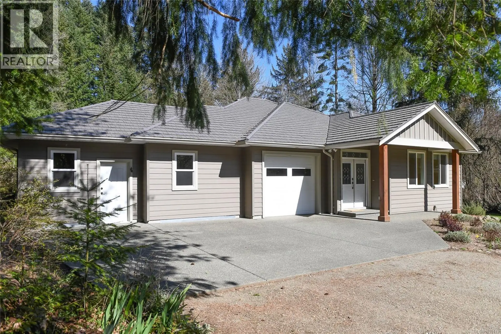 Property at 176 Webb Rd, Courtenay, BC
