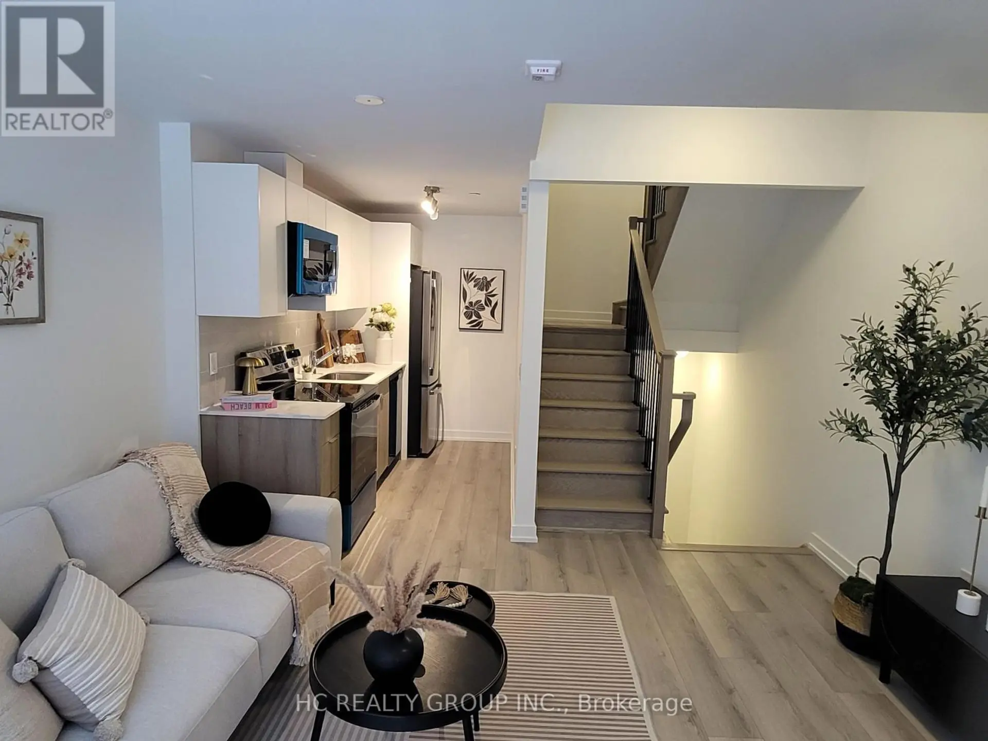 #66 10 CALAMINT LANE - Image 4