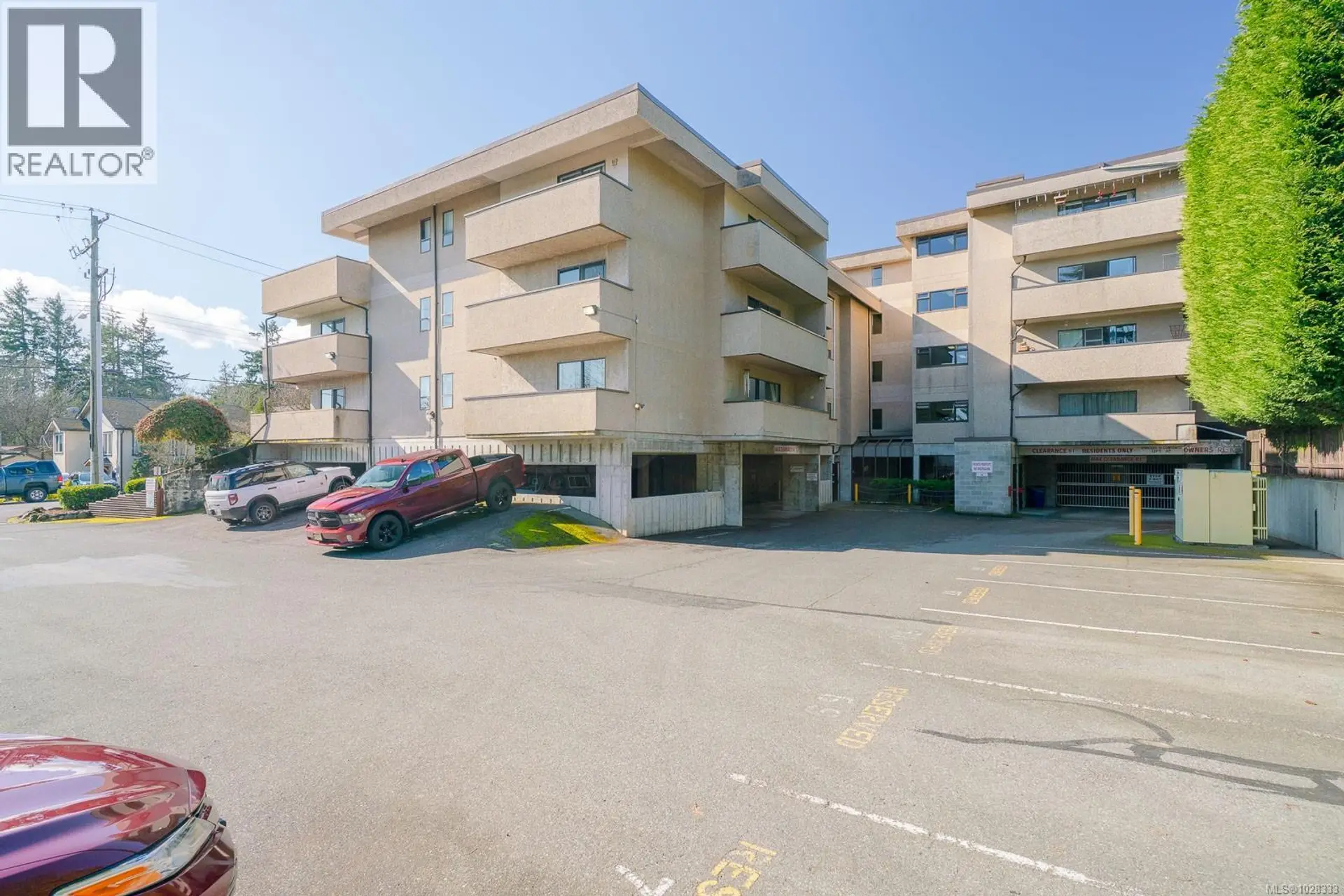 Property at #416 550 Bradley St, Nanaimo, BC