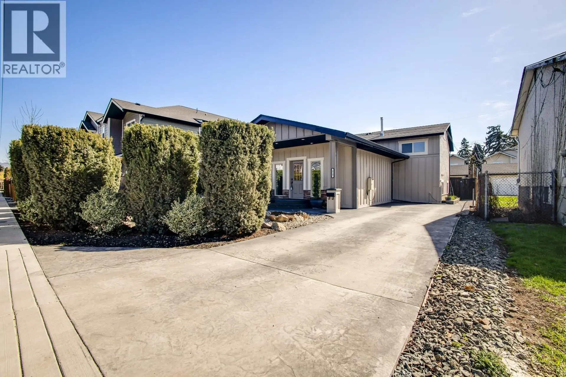 Property at 819 Cadder Avenue, Kelowna, BC