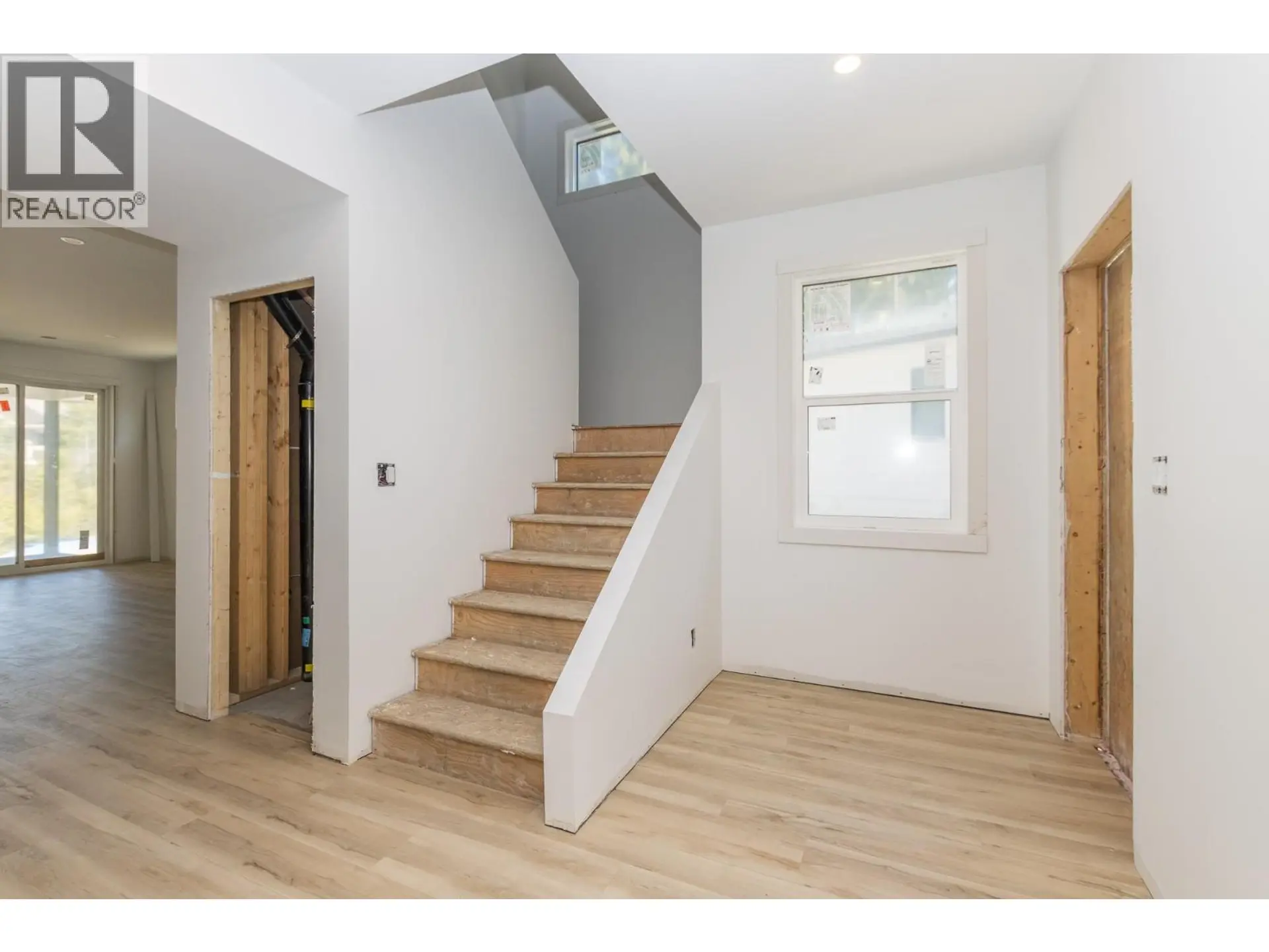 1500 21 Street NE - Image 7