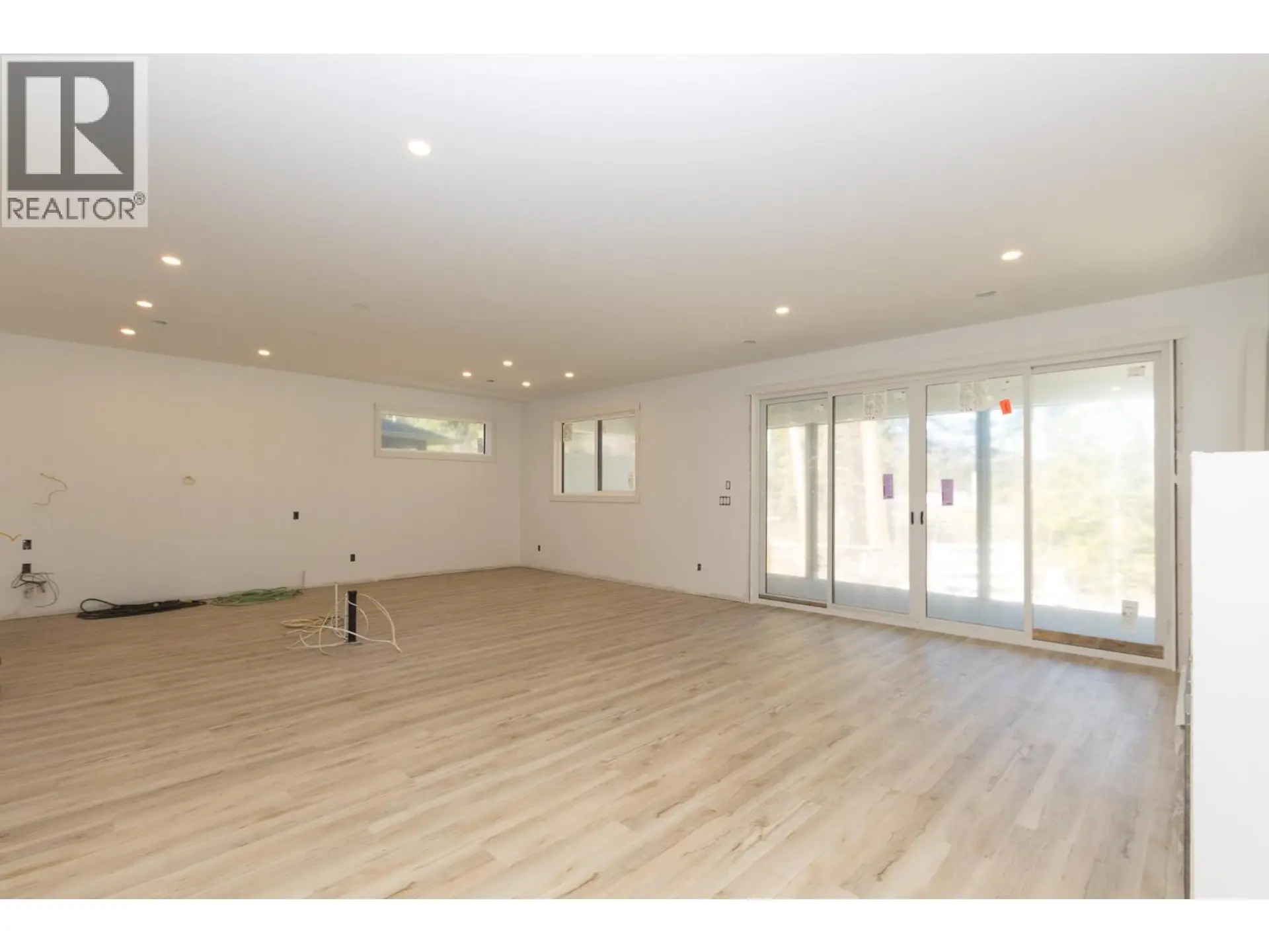 1500 21 Street NE - Image 5