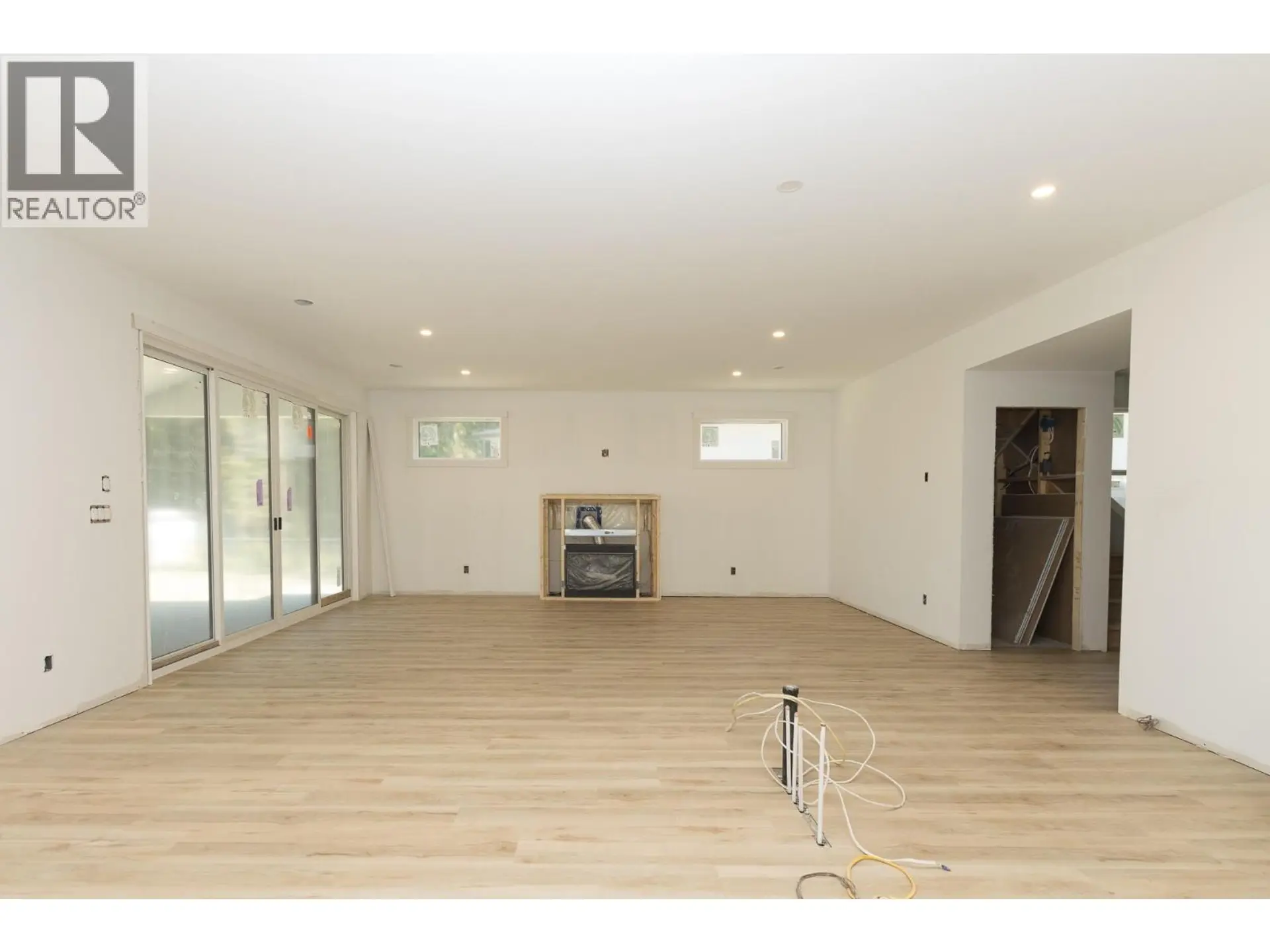 1500 21 Street NE - Image 4