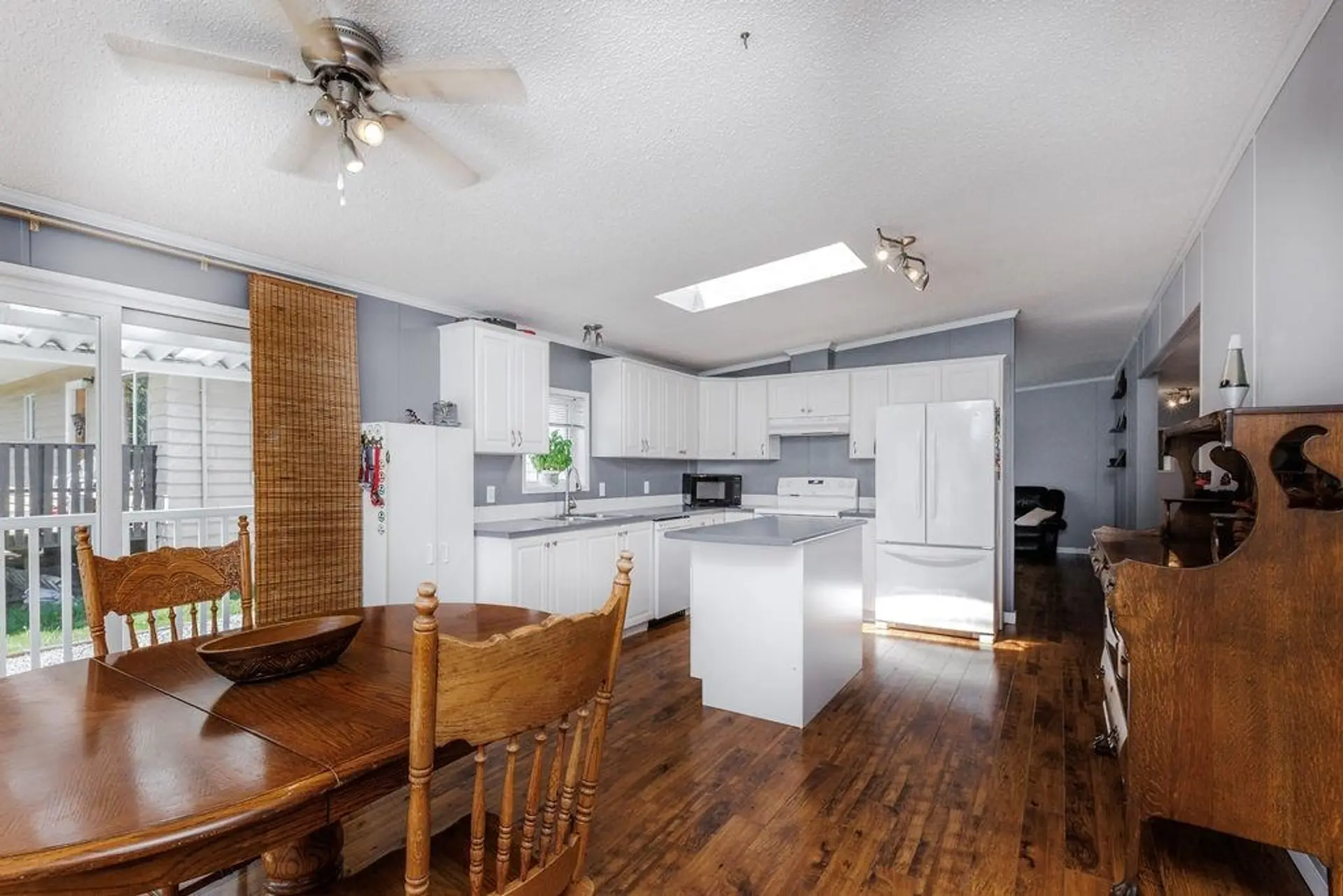 Property at 760 Hillcrest Road, Gibsons, BC