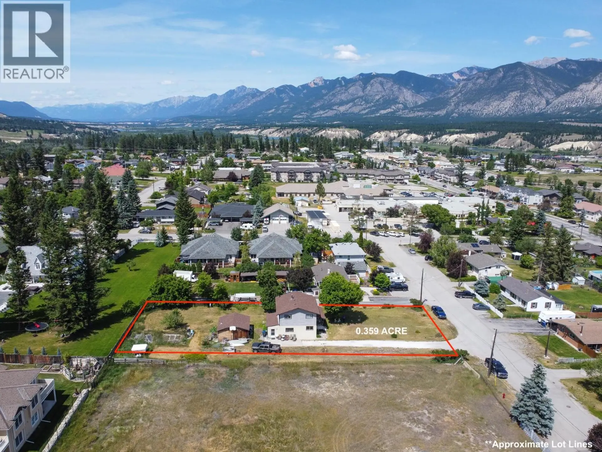 Property at 1012 11 Avenue, Invermere, BC