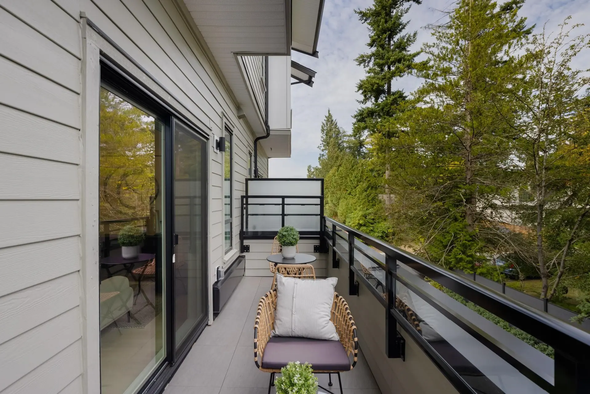 4538 208 Street - Image 16