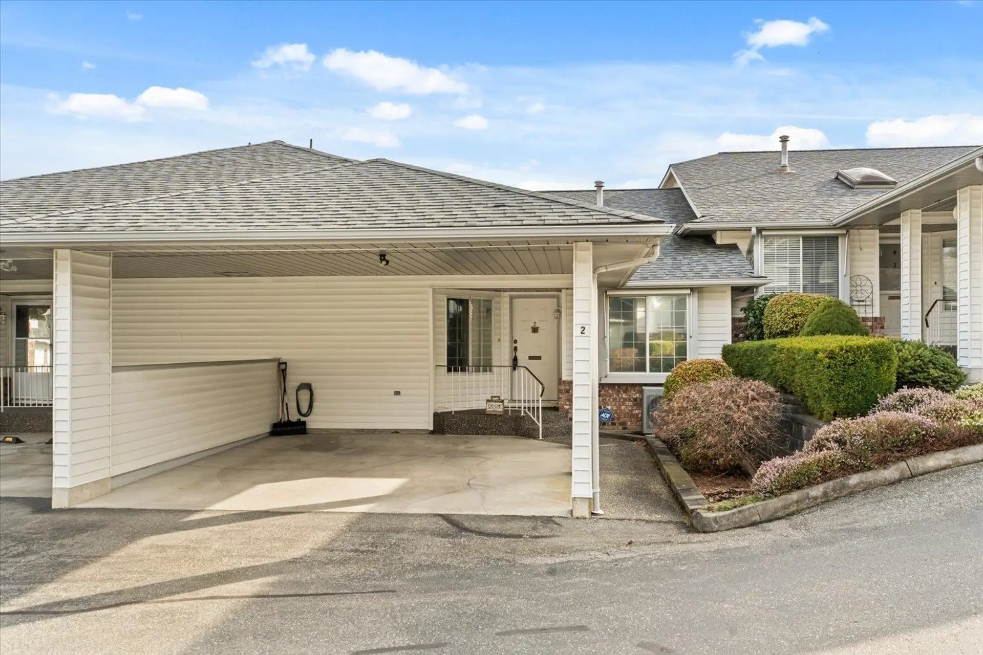 Property at #2 3055 Trafalgar Street, Abbotsford, BC