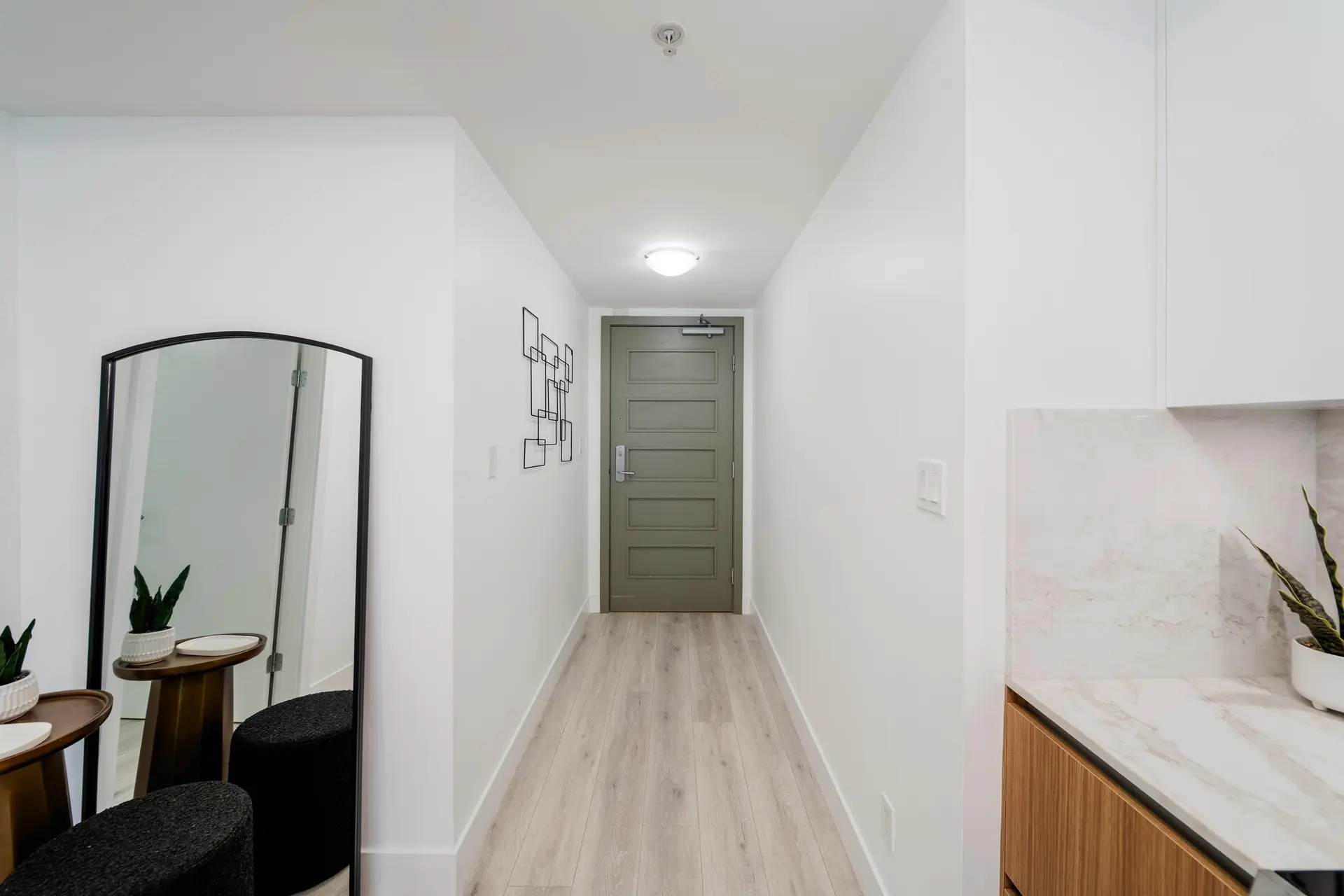 #607 2228 W Broadway - Image 9