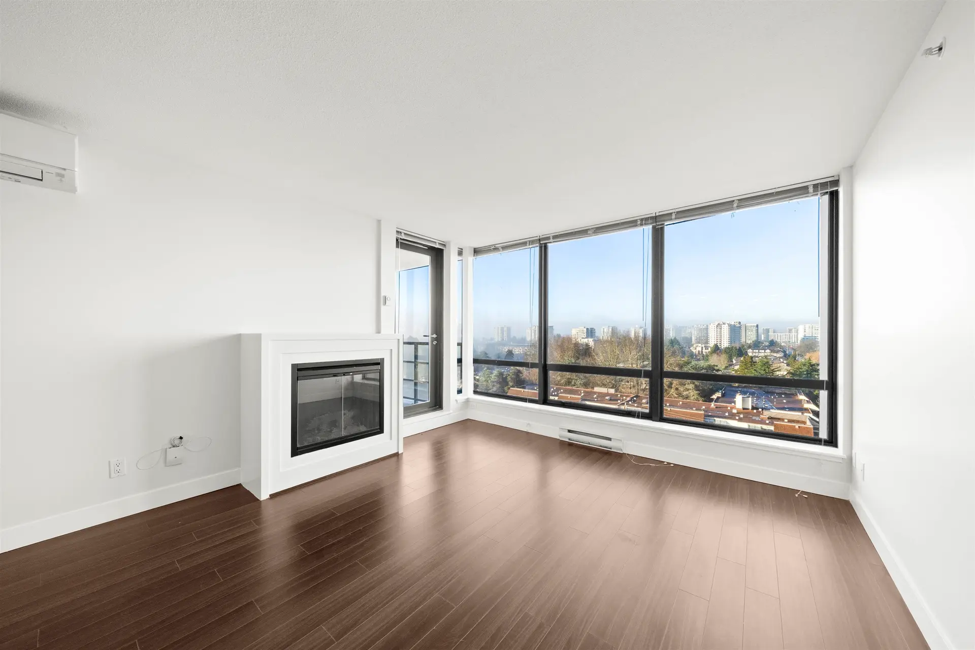 #1202 9188 Cook Road - Image 2