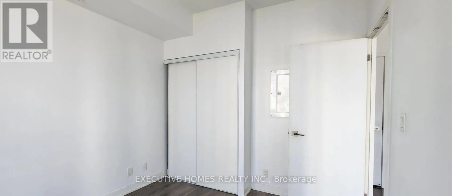 #1110 28 AVONDALE AVENUE - Image 12