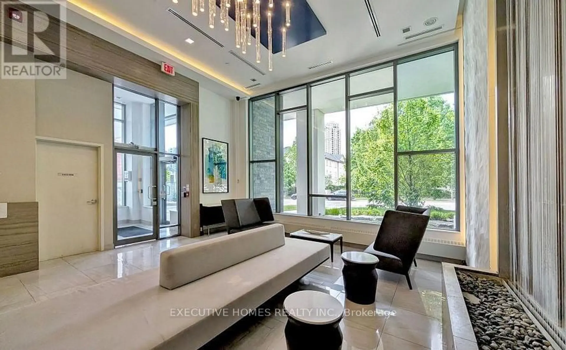 #1110 28 AVONDALE AVENUE - Image 2