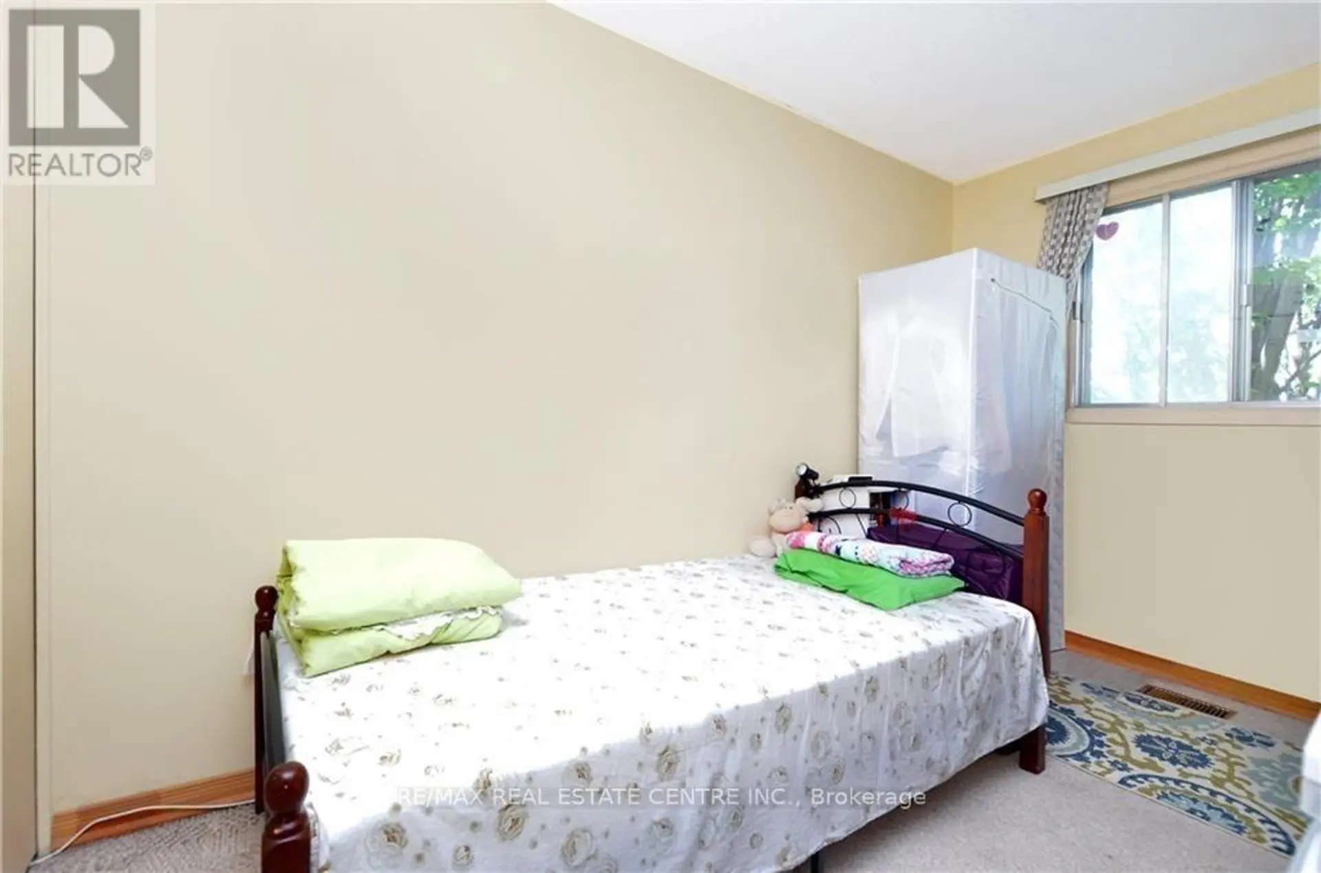 960 MEADOWLANDS DRIVE - Image 12