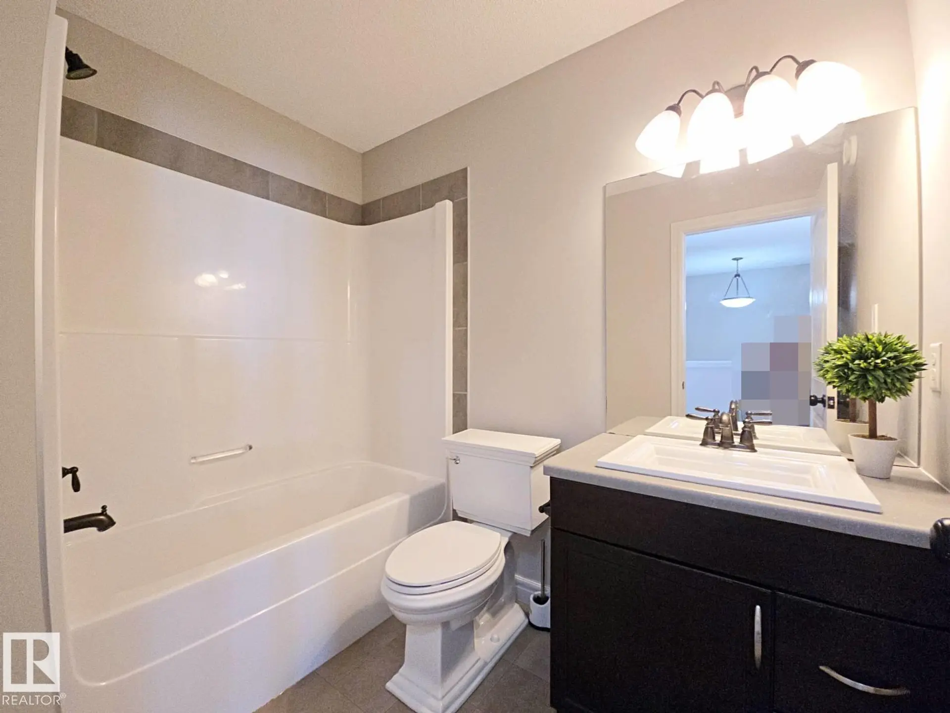 11525 18A AV SW - Image 11