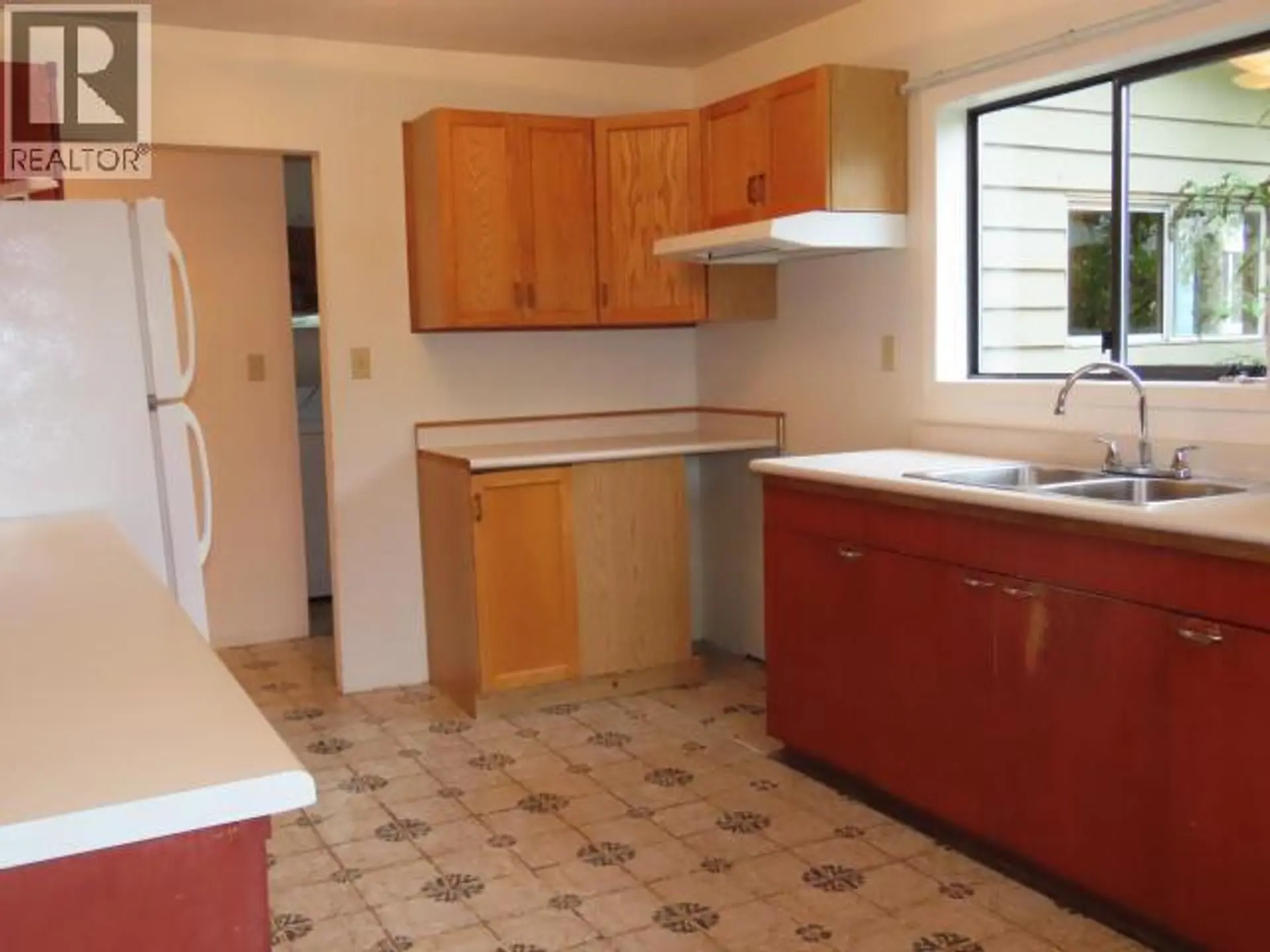 4723 BALSAM AVE - Image 2