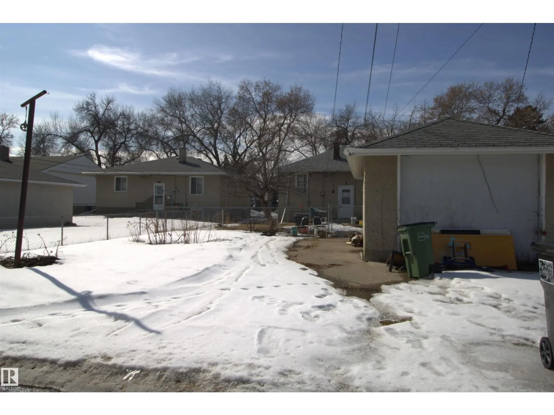12221 94 ST NW - Image 4