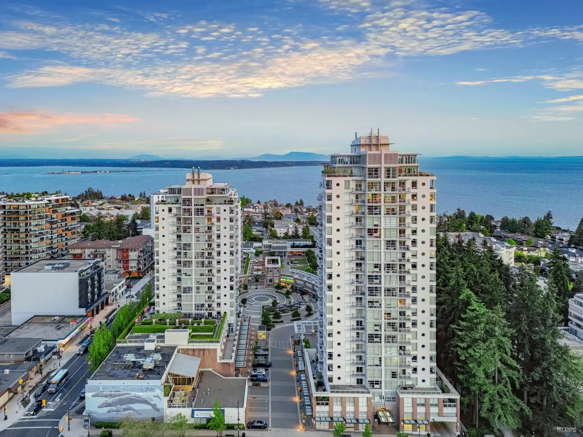 #1905 15152 Russell Avenue - Image 2