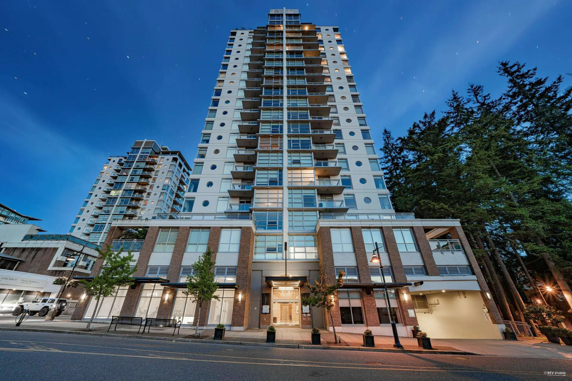 #1905 15152 Russell Avenue - Image 6