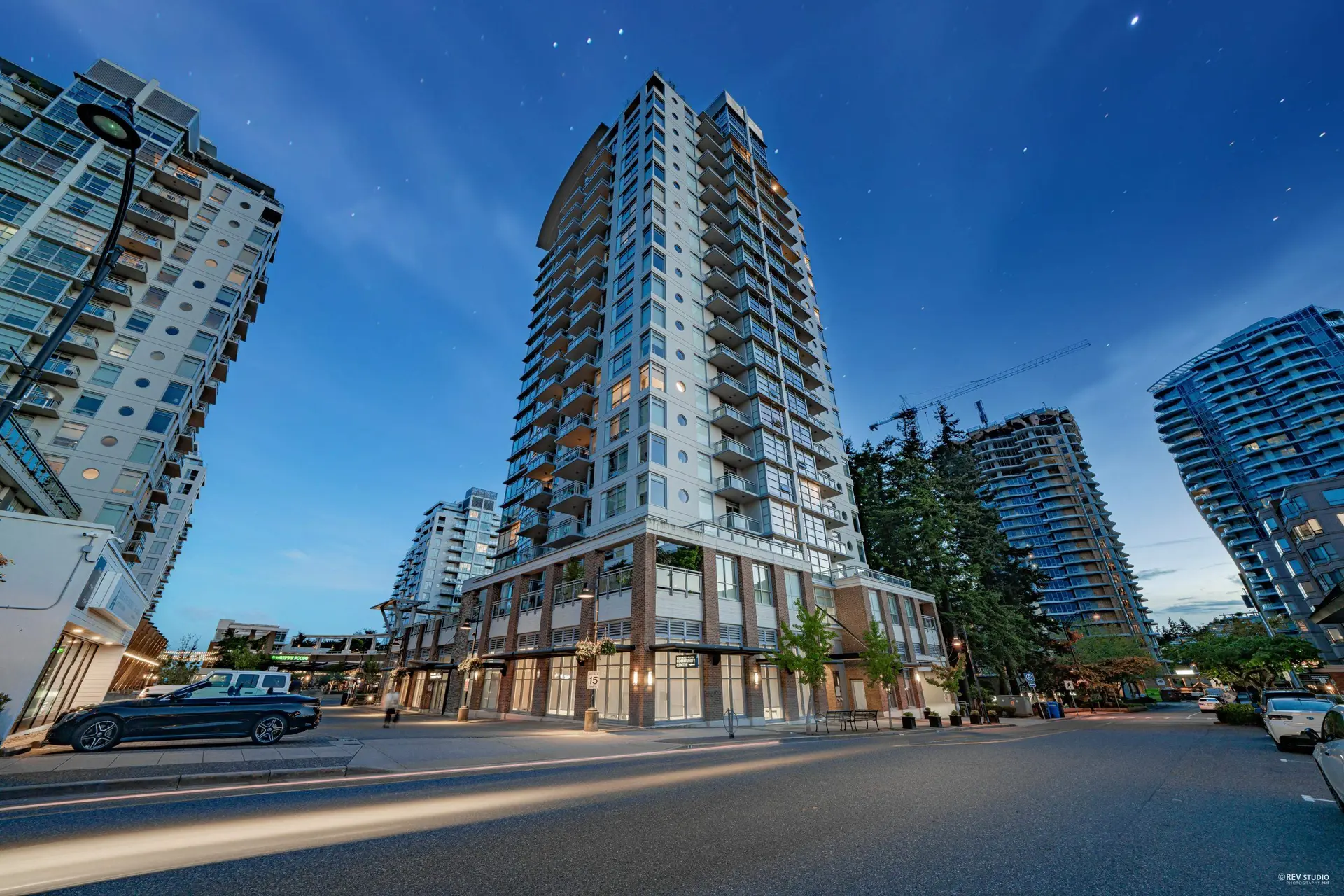 Property at #1905 15152 Russell Avenue, White Rock, BC