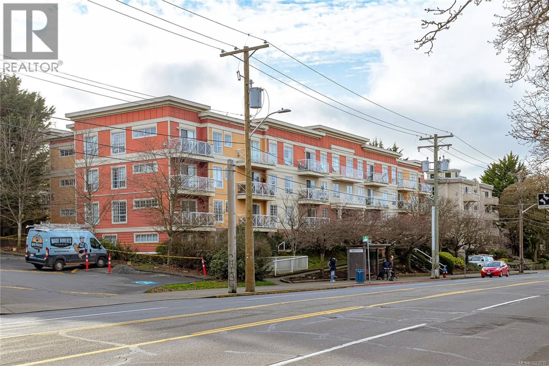 Property at #PH 10 1371 Hillside Ave, Victoria, BC