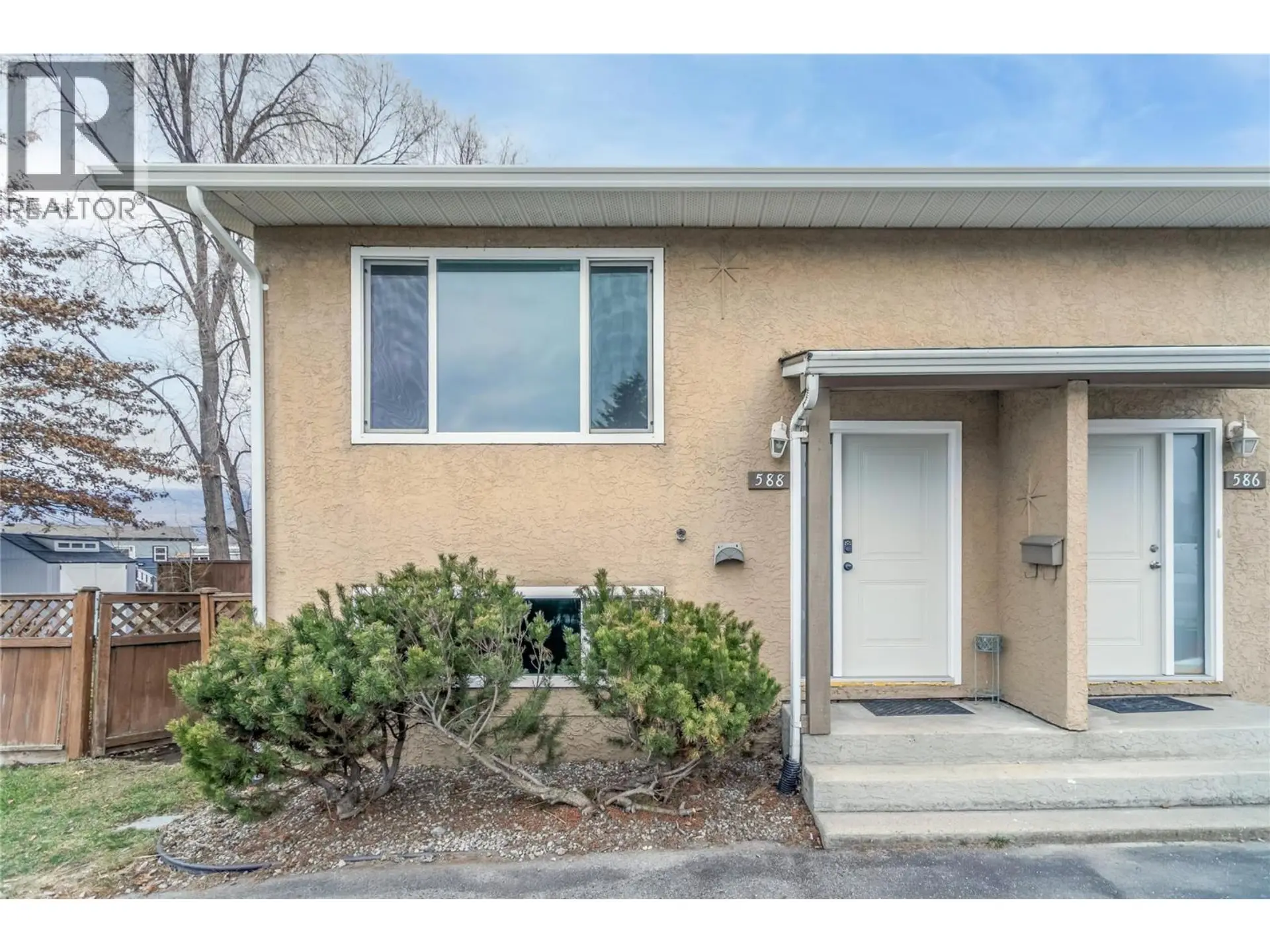 Property at 588 McCurdy Road, Kelowna, BC