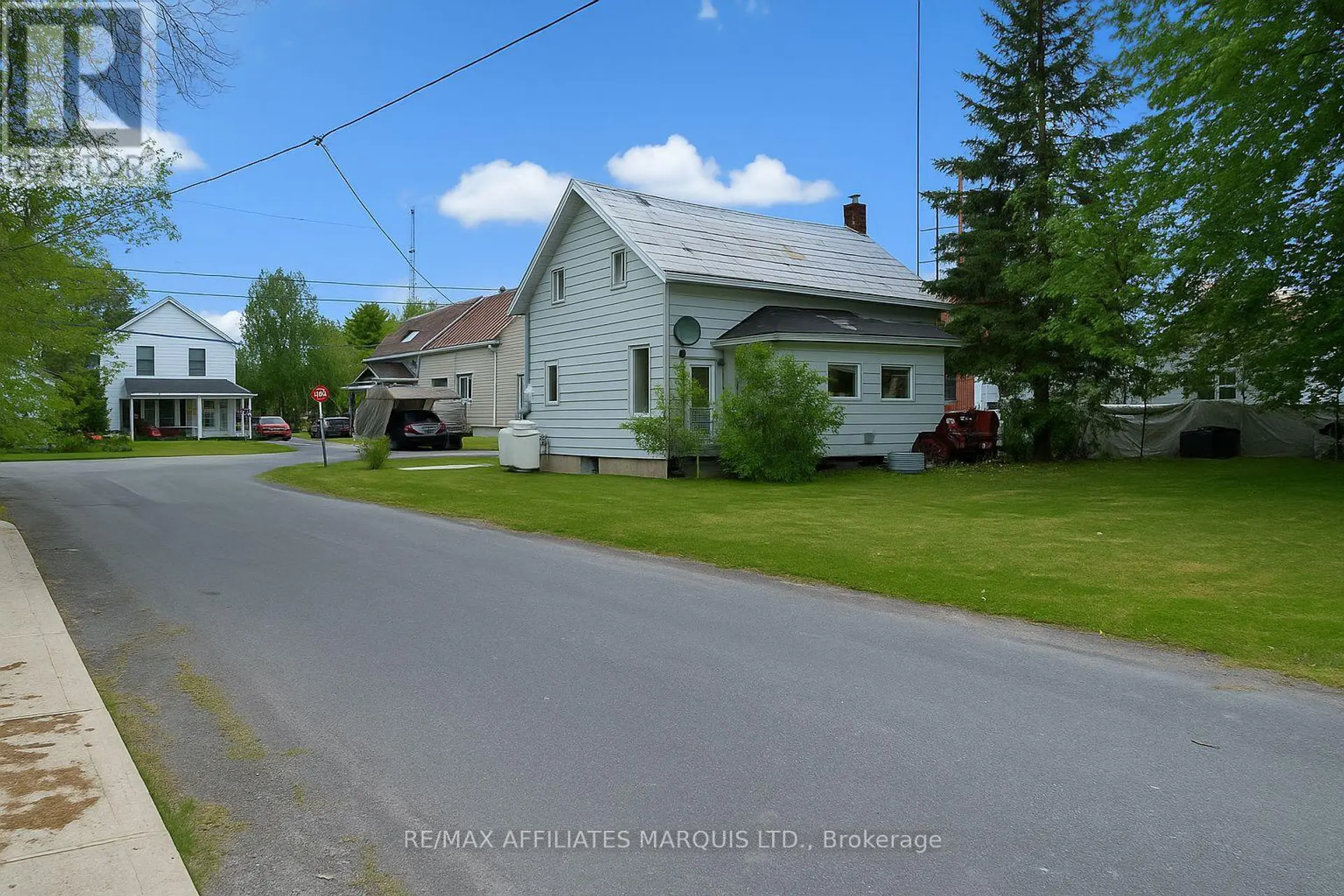 37 MAIN STREET - Image 3