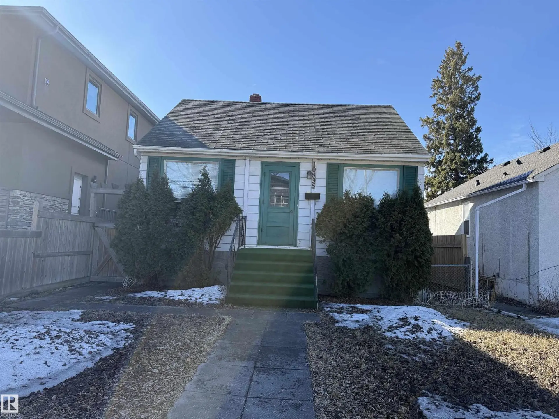 10835 73 AV NW - Image 1