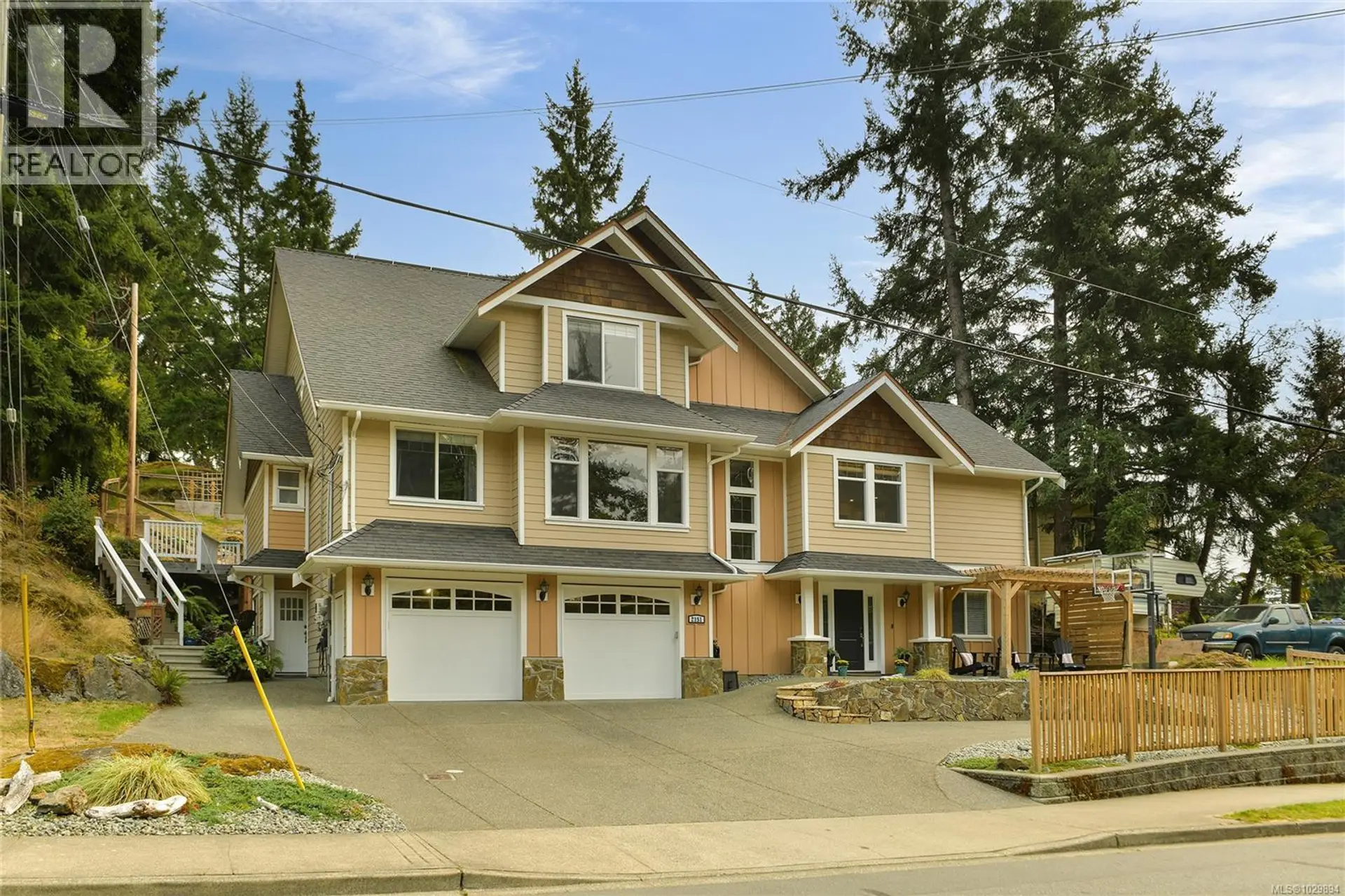Property at 2151 GOURMAN Pl, Langford, BC