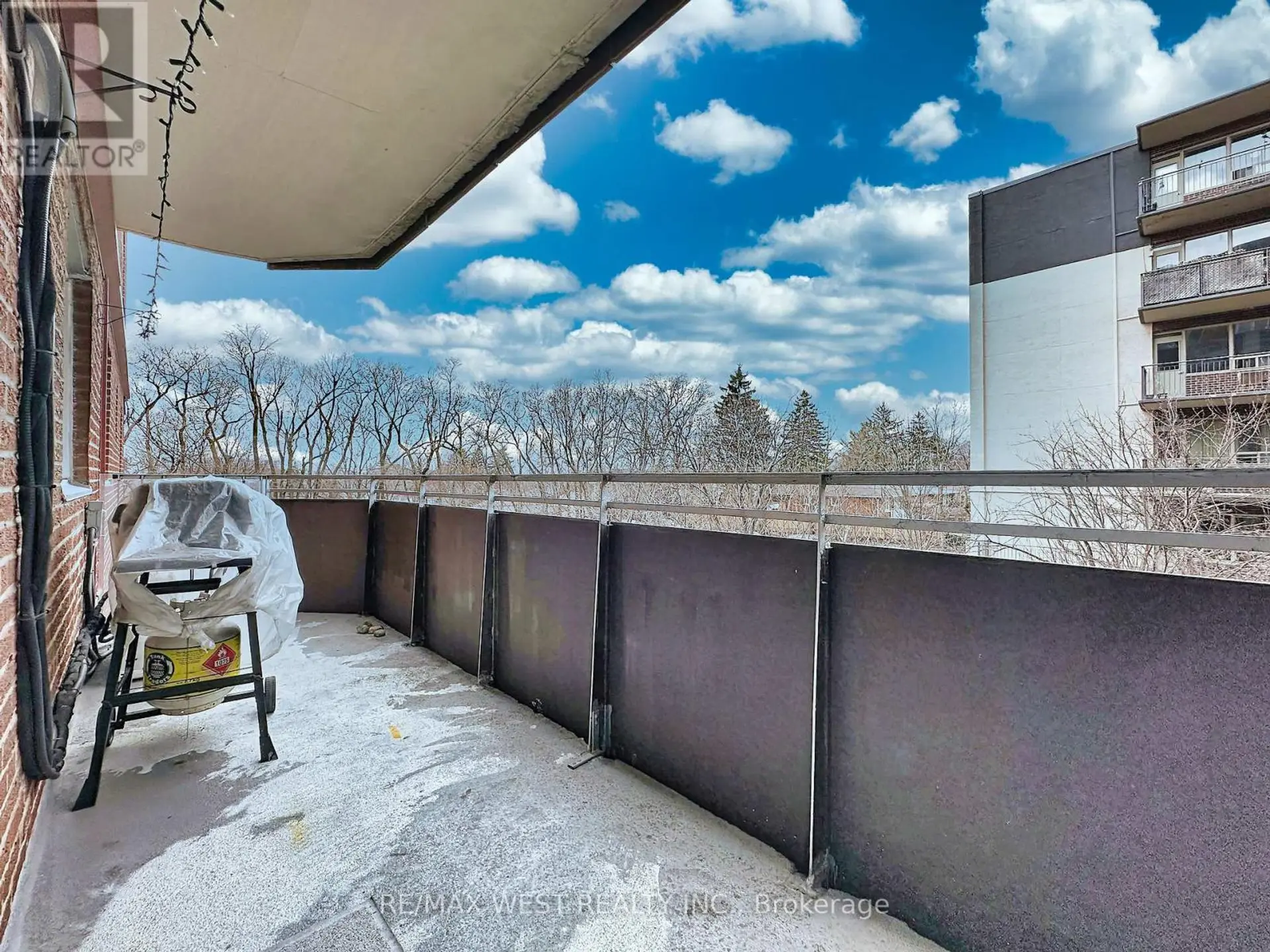 #206 800 KENNEDY ROAD - Image 20
