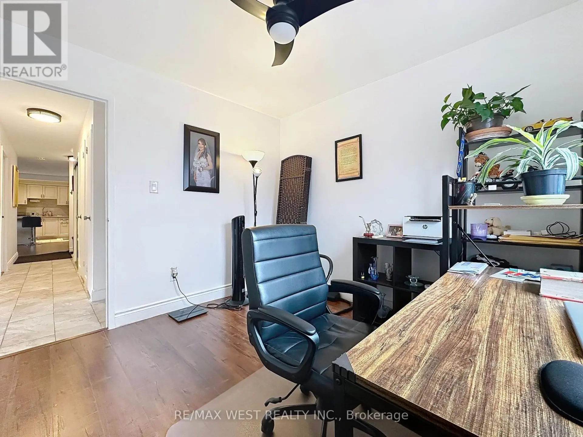 #206 800 KENNEDY ROAD - Image 17
