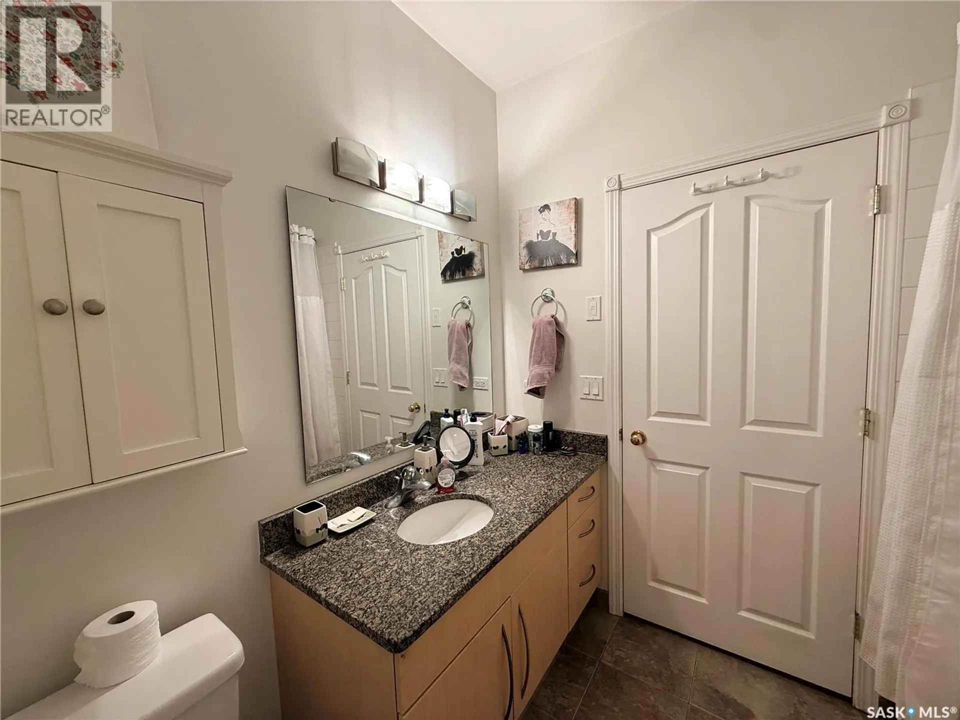 #1207 1901 Victoria AVENUE - Image 17