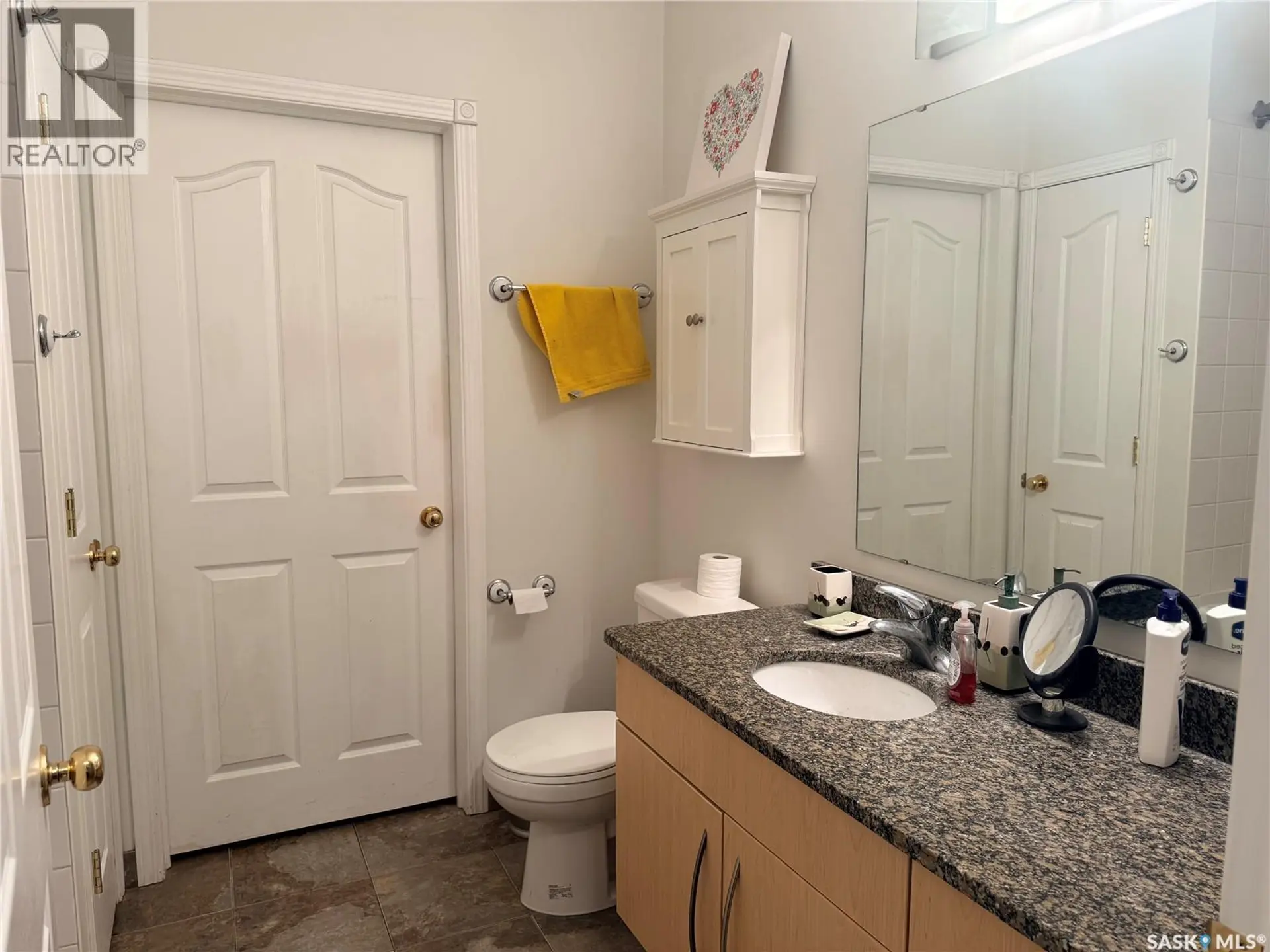 #1207 1901 Victoria AVENUE - Image 7