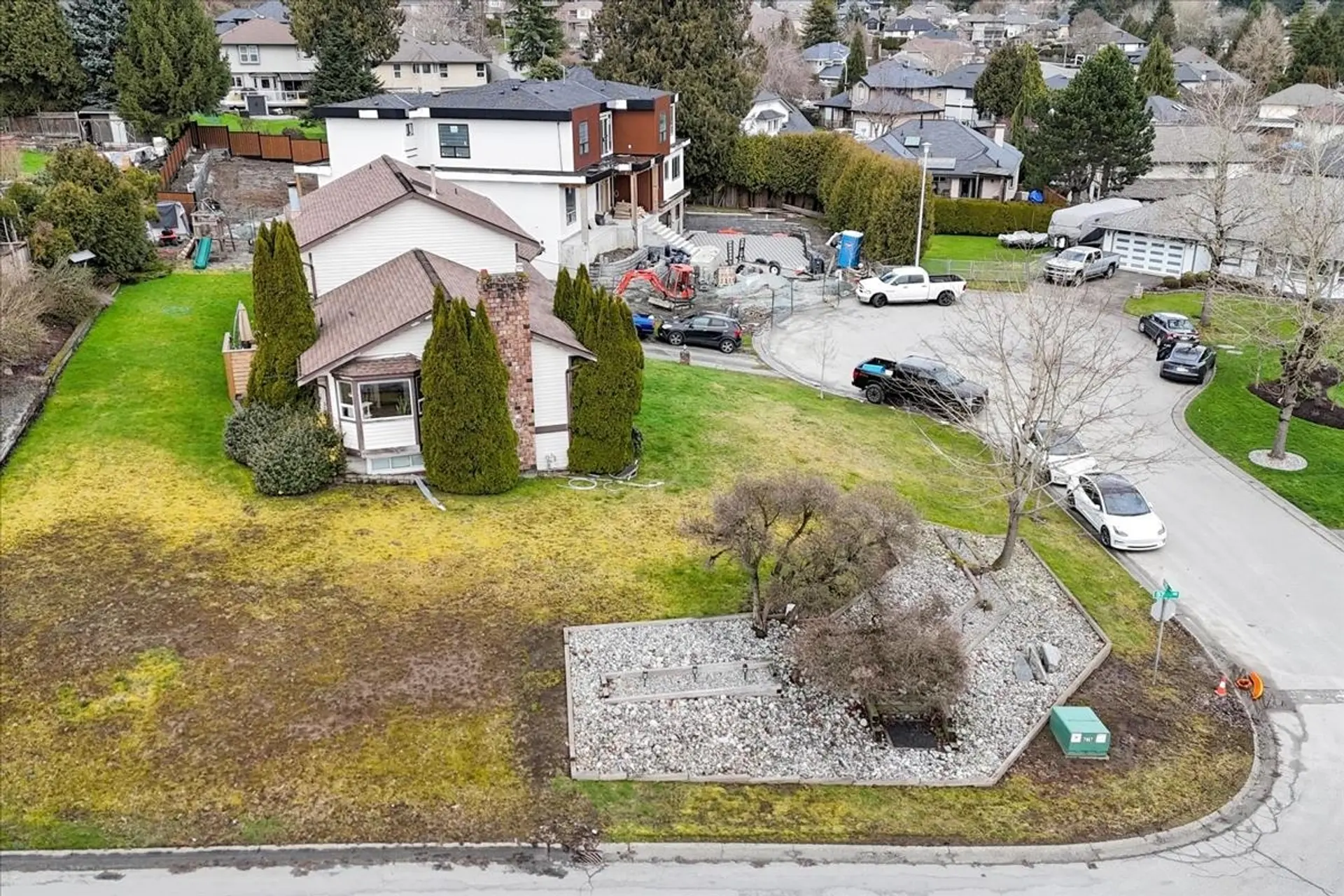 5737 190 Street - Image 12