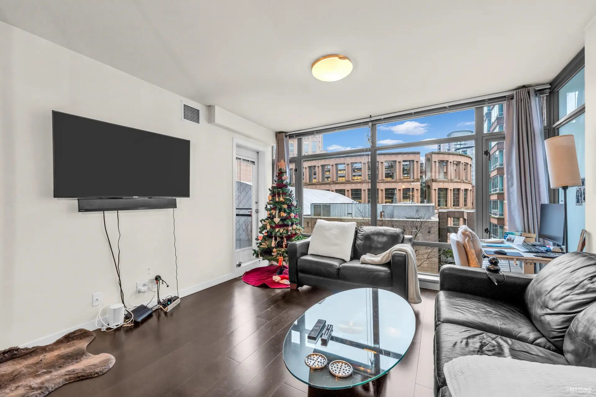 #803 788 Richards Street - Image 6