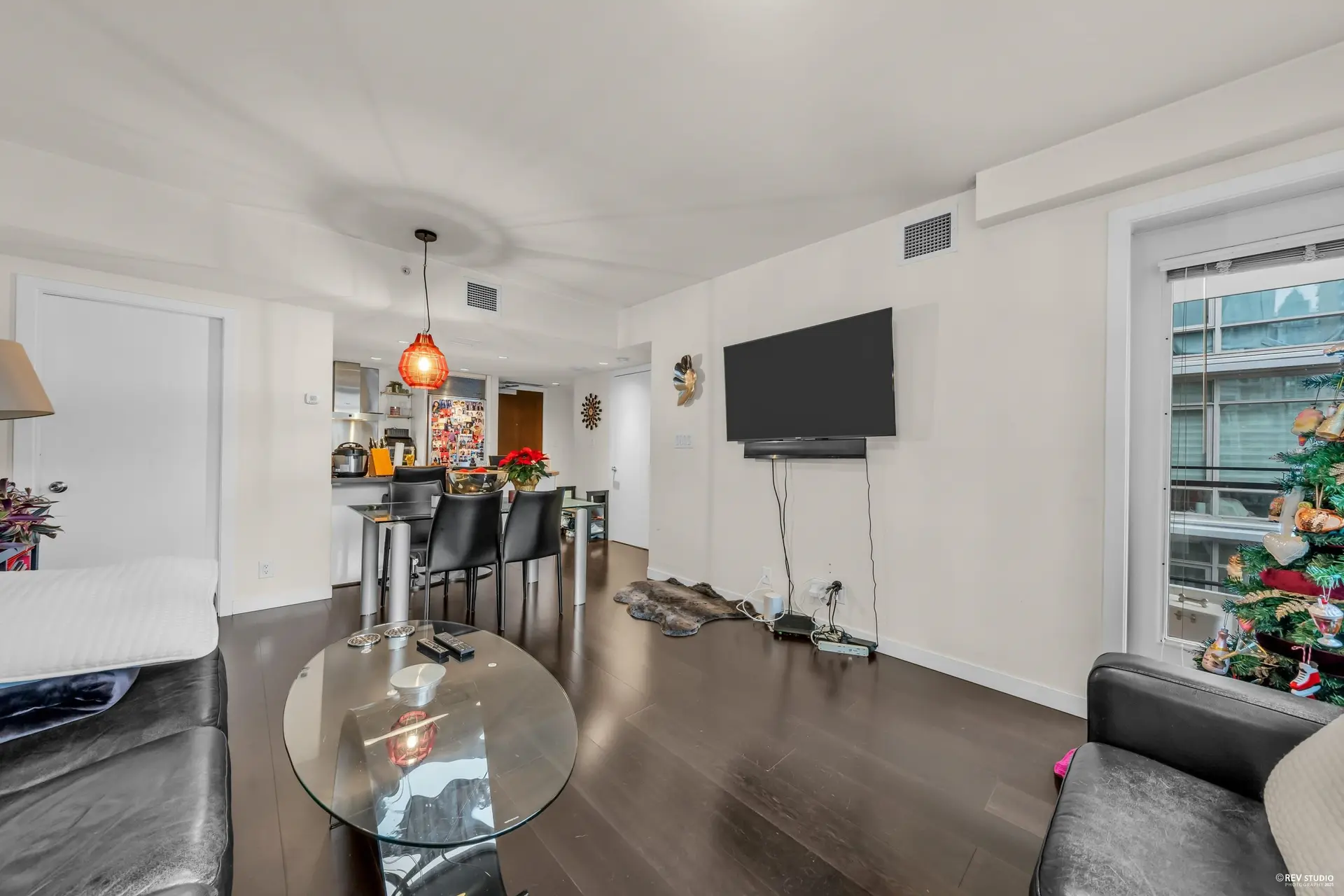 #803 788 Richards Street - Image 7