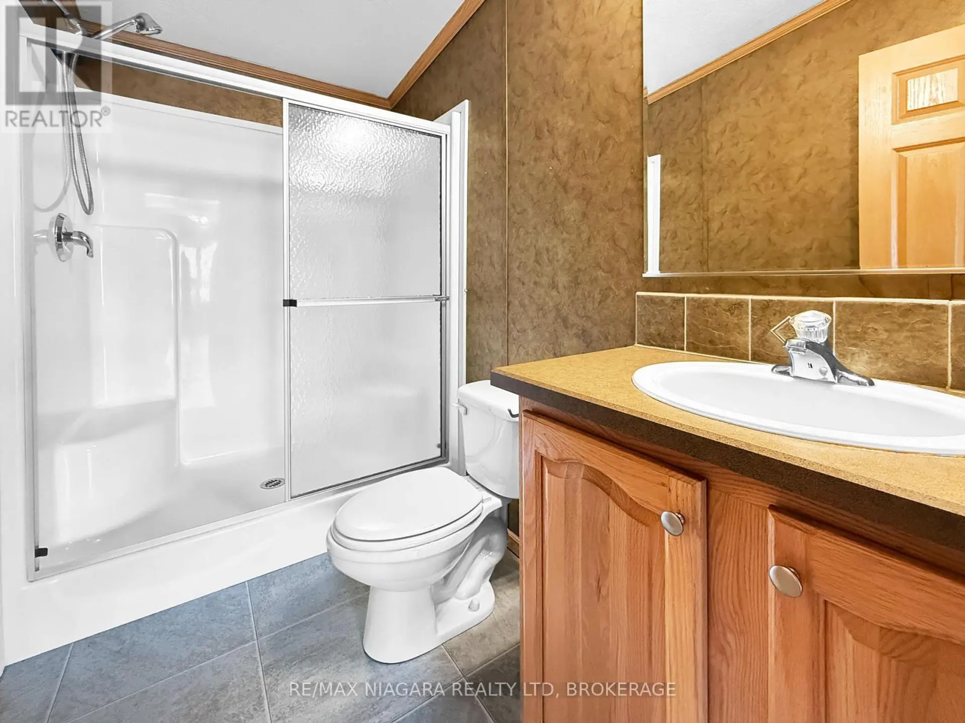 #260 3033 TOWNLINE ROAD - Image 14