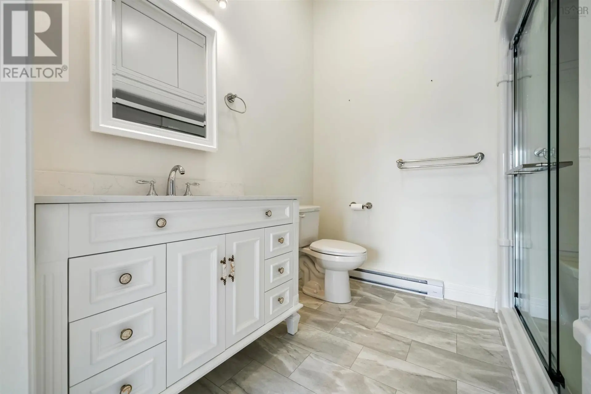 24 SUMMER HILL PLACE - Image 15