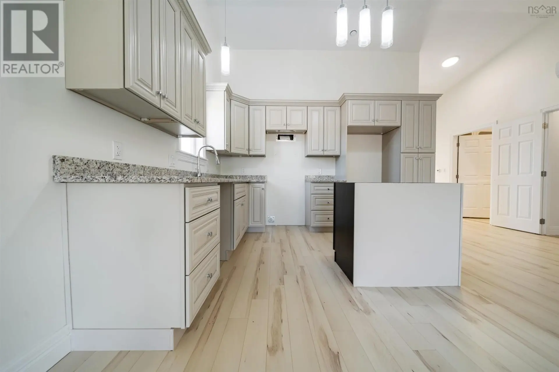 24 SUMMER HILL PLACE - Image 7