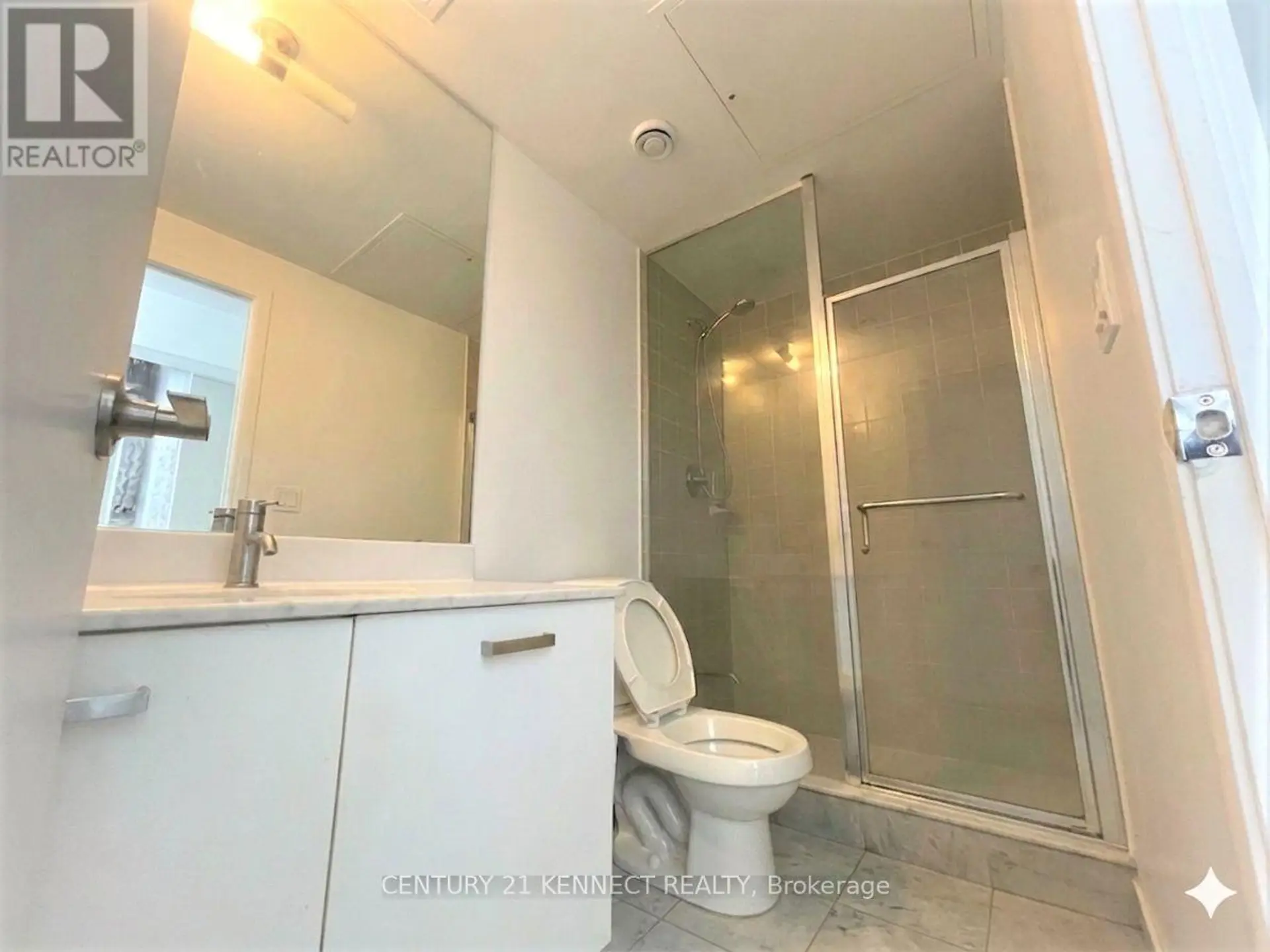 #608 832 BAY STREET - Image 5