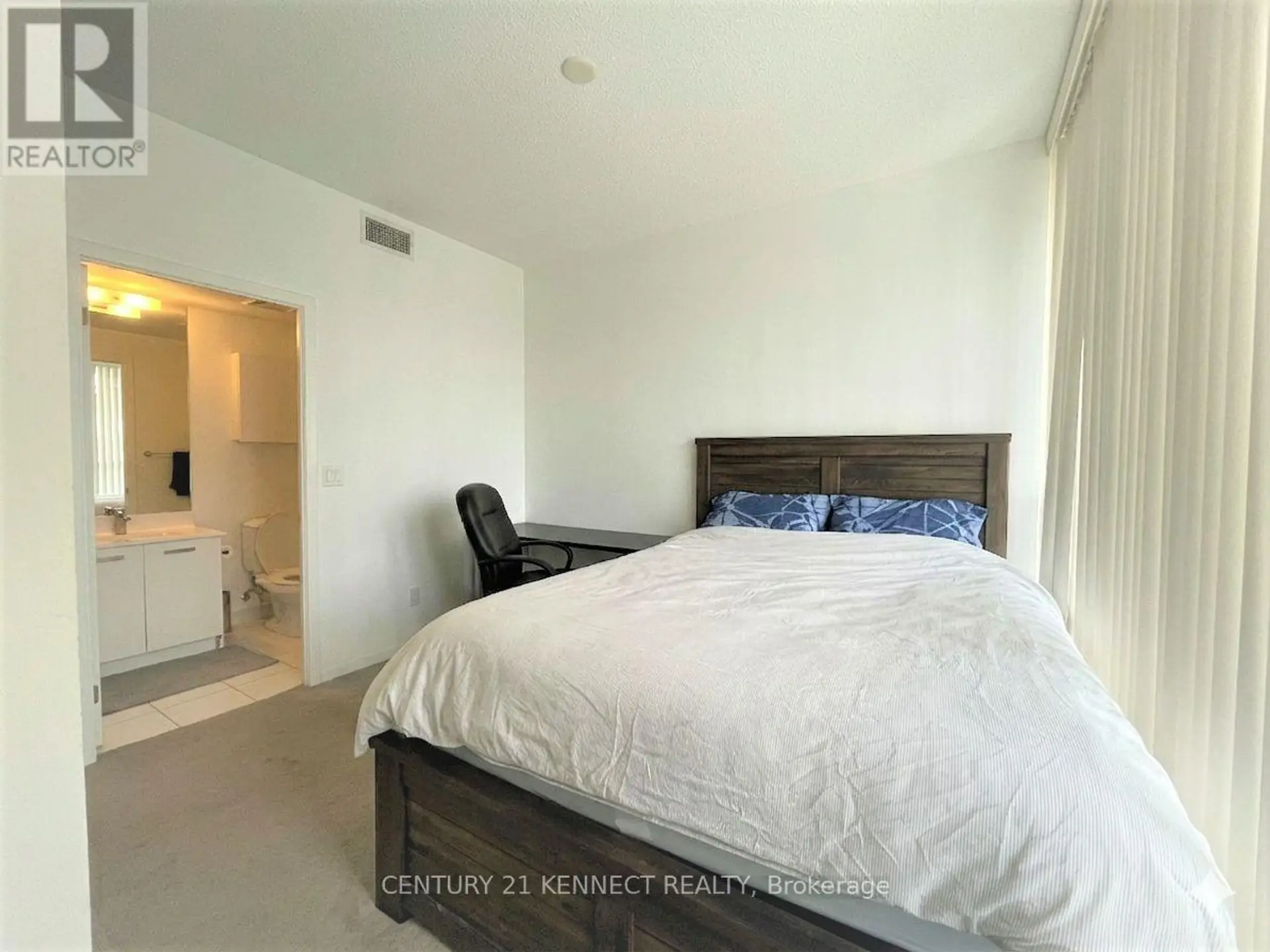 #608 832 BAY STREET - Image 6