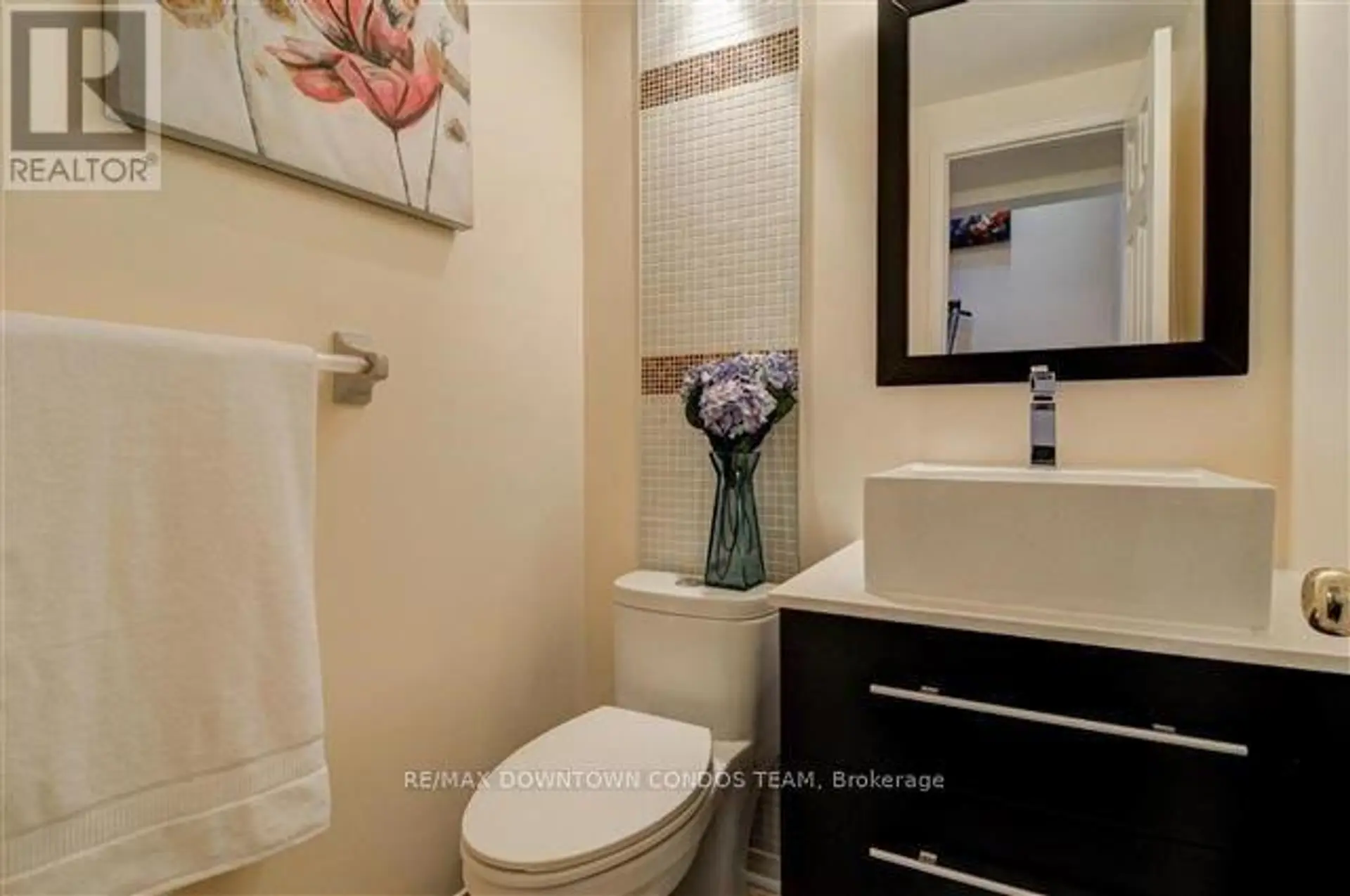 #154 18 CLARK AVENUE W - Image 13