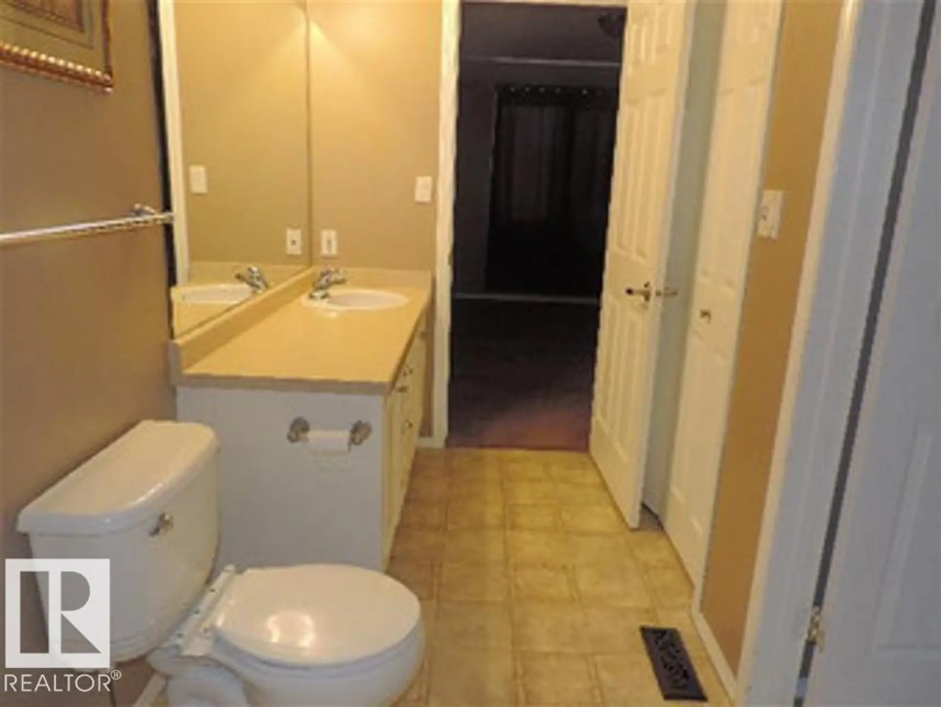 1318 8 AV - Image 10
