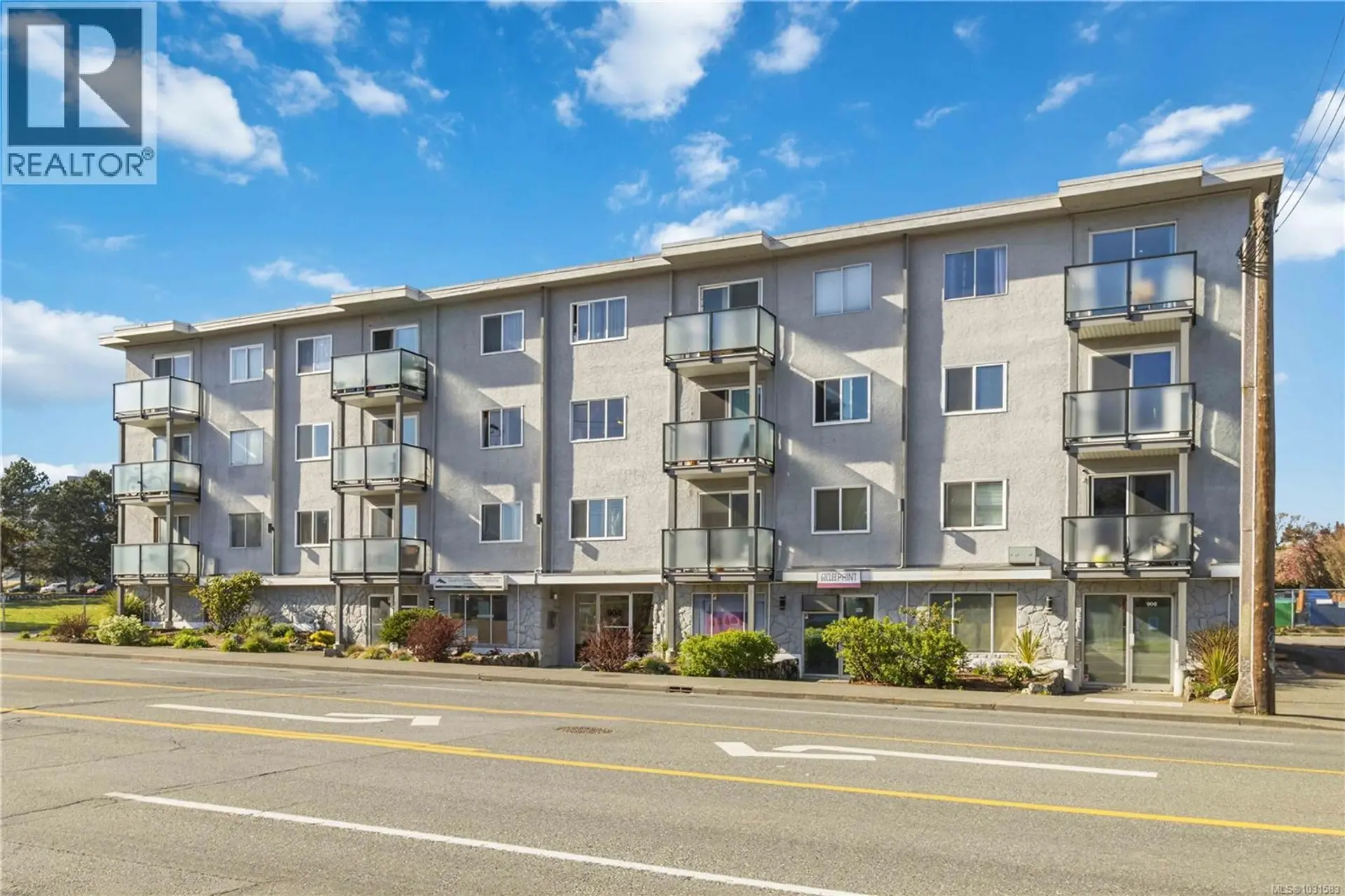Property at #302 904 Hillside Ave, Victoria, BC