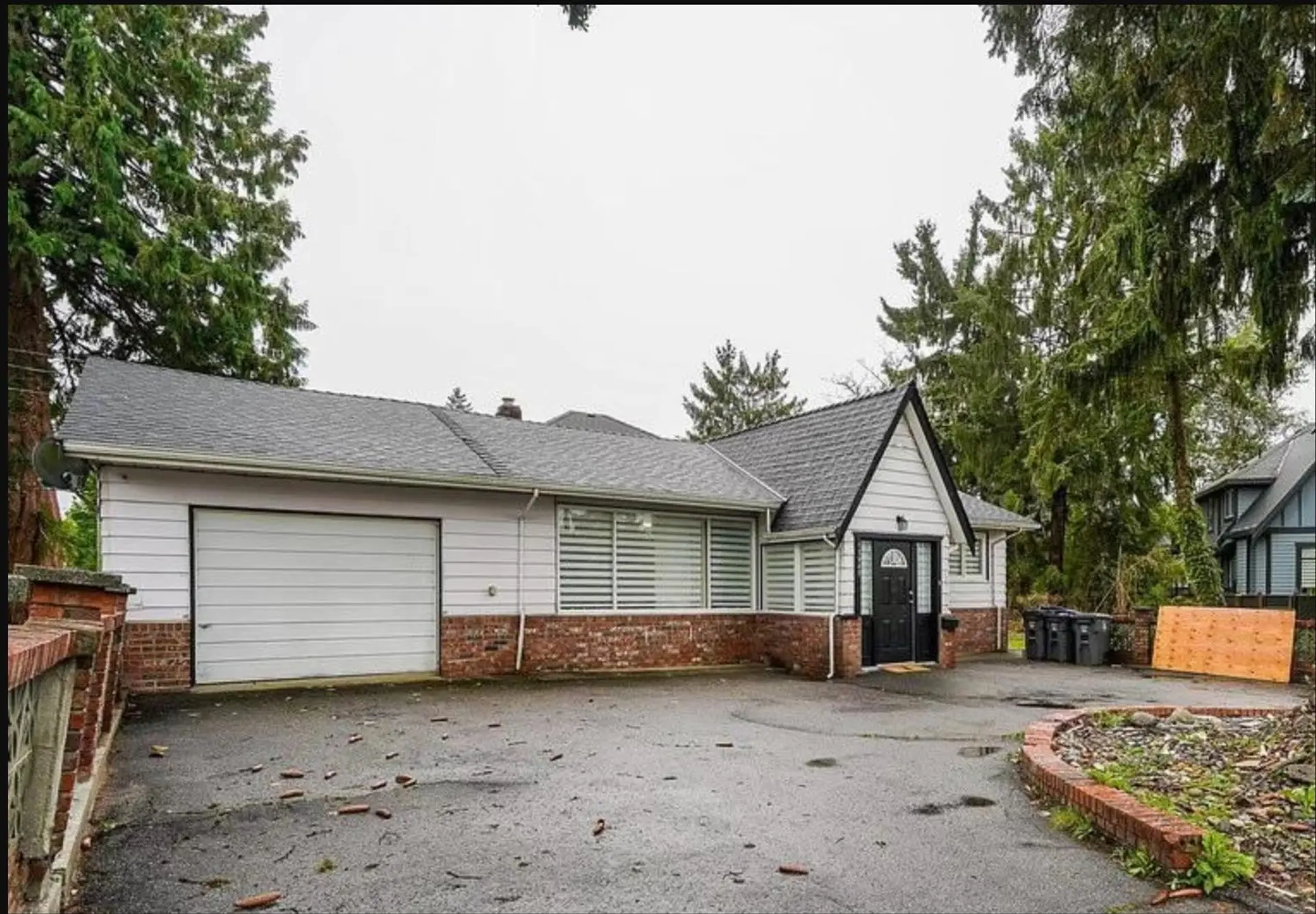 Property at 13960 Brentwood Crescent, Surrey, BC