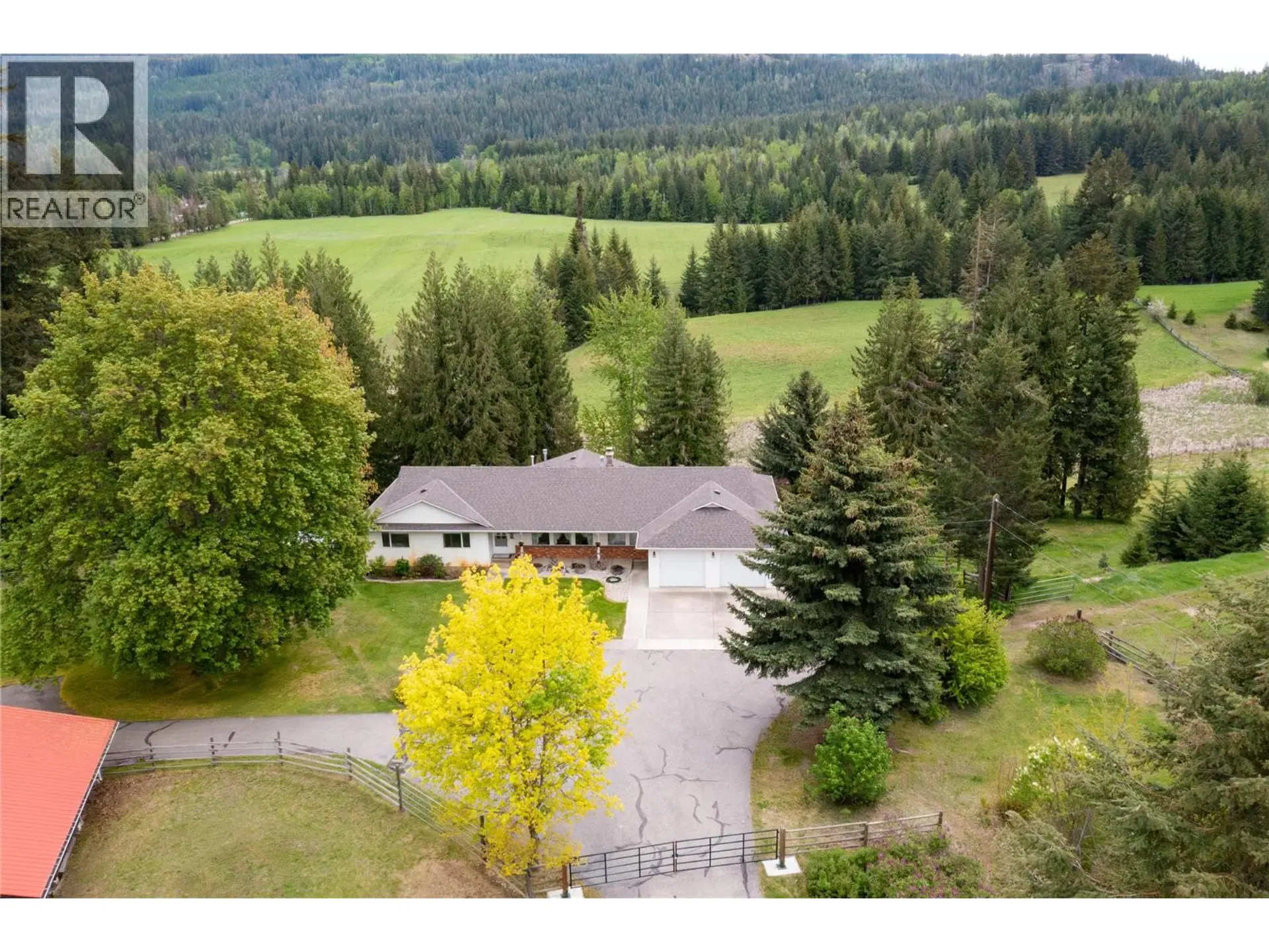 Property at 2240 97B Highway SE, Salmon Arm, BC