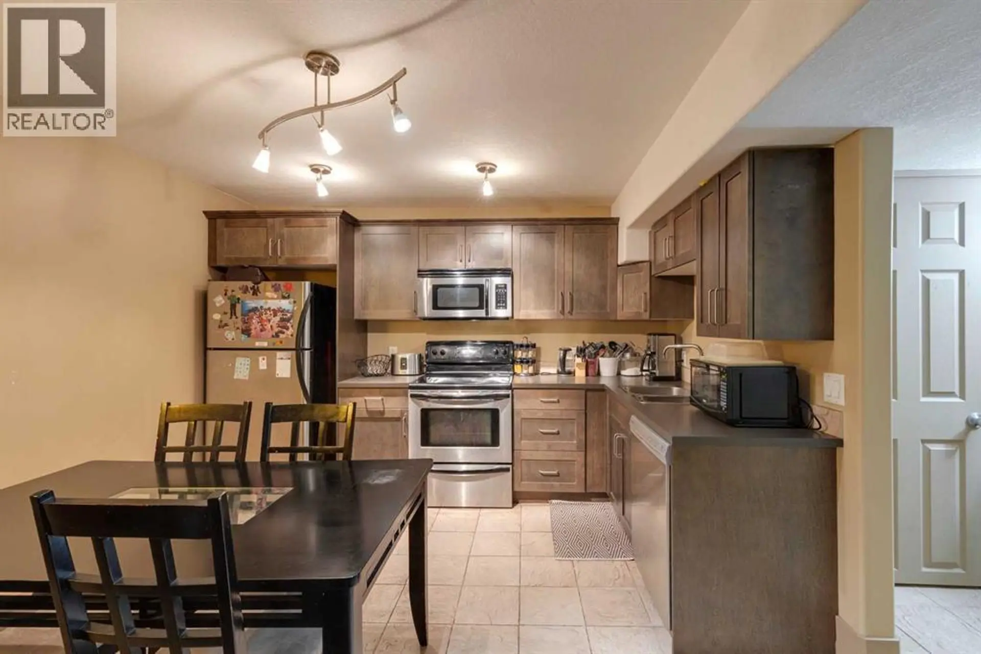 #6 2121 26 Avenue SW - Image 6
